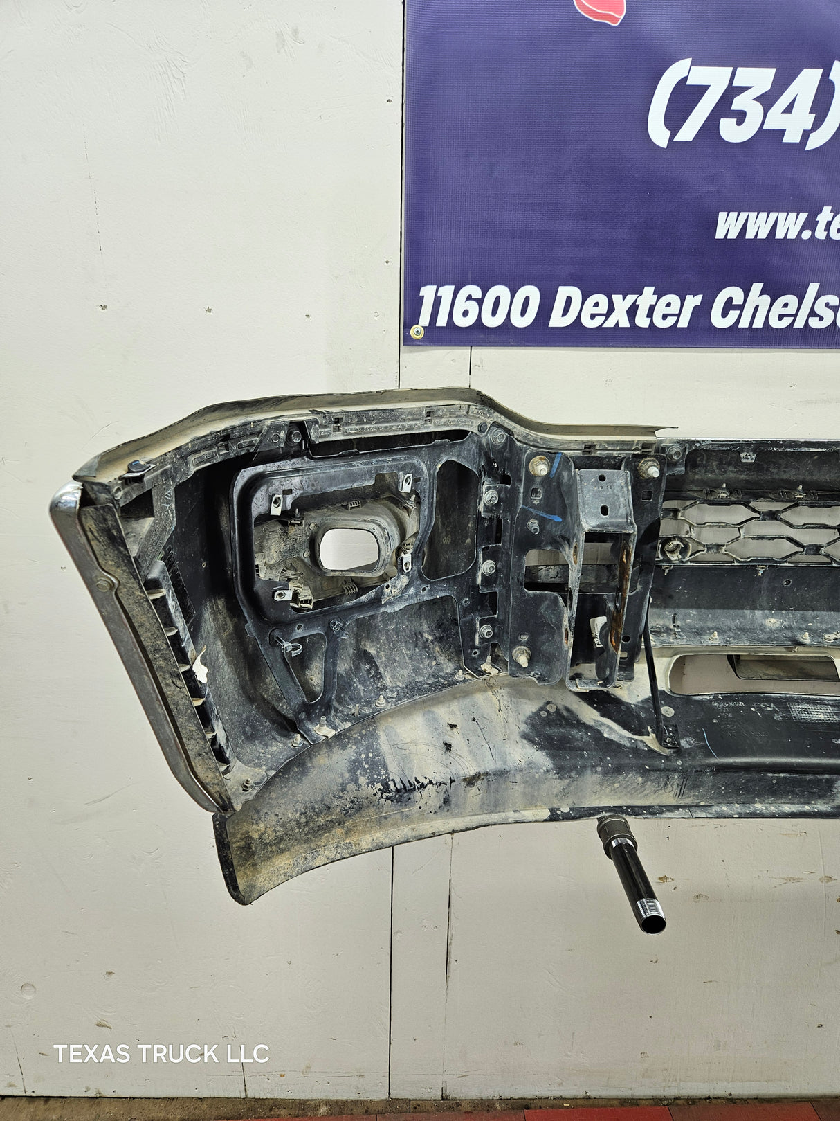 2019-2024 Dodge Ram 2500 3500 5th Gen Front Bumper with parking aid sensor holes