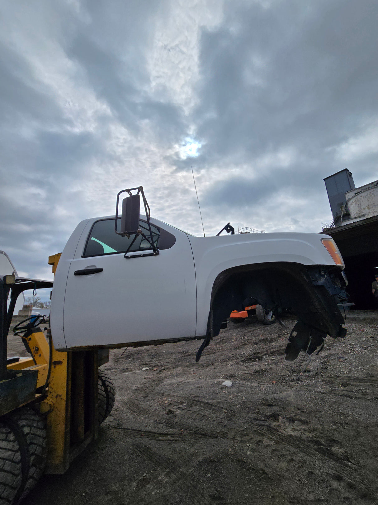 2007-2013 Chevrolet Silverado / GMC Sierra 1500 2500 3500 HD Regular Cab