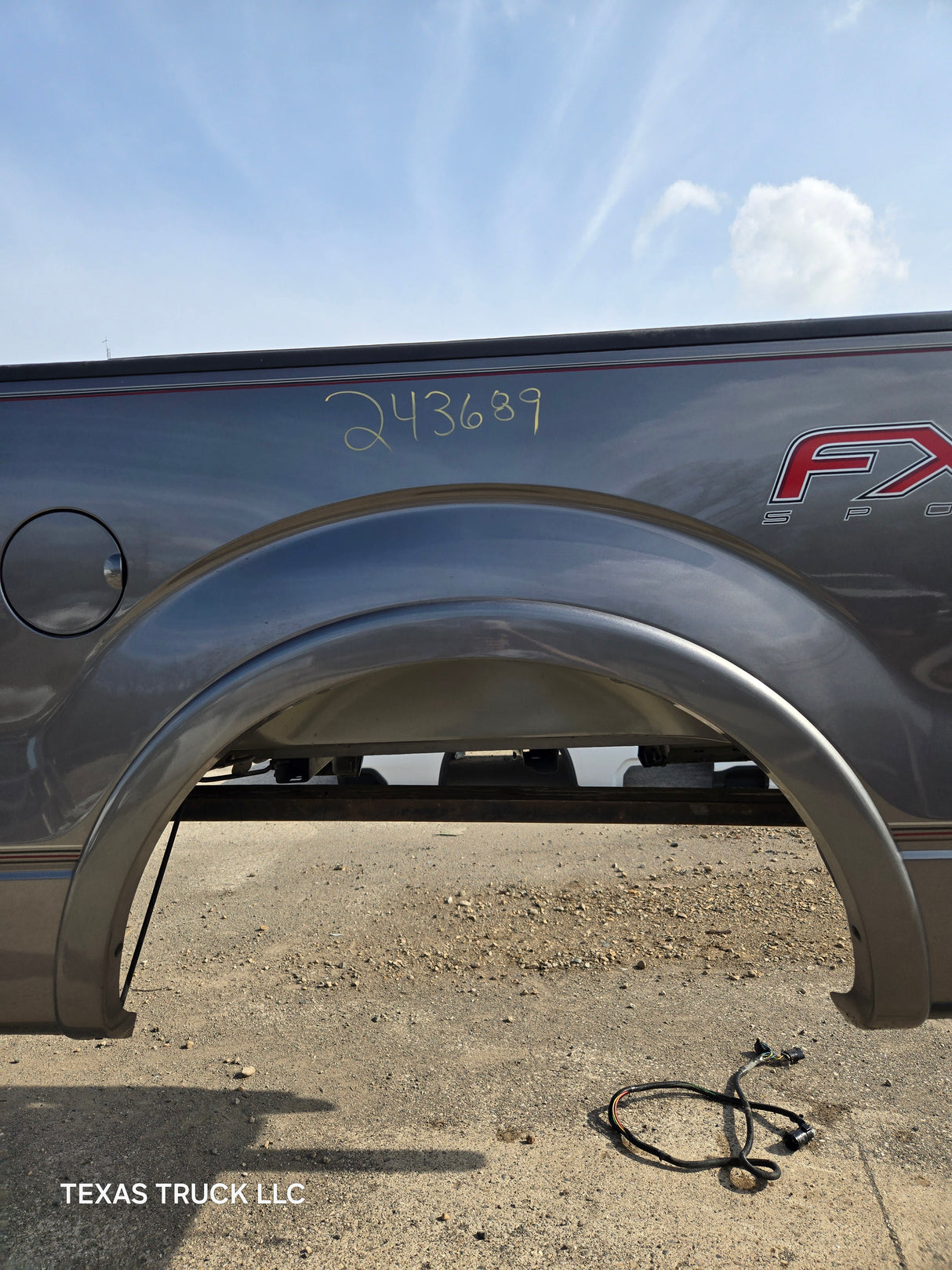 2009-2014 Ford F150 5' 6" Short Truck Bed