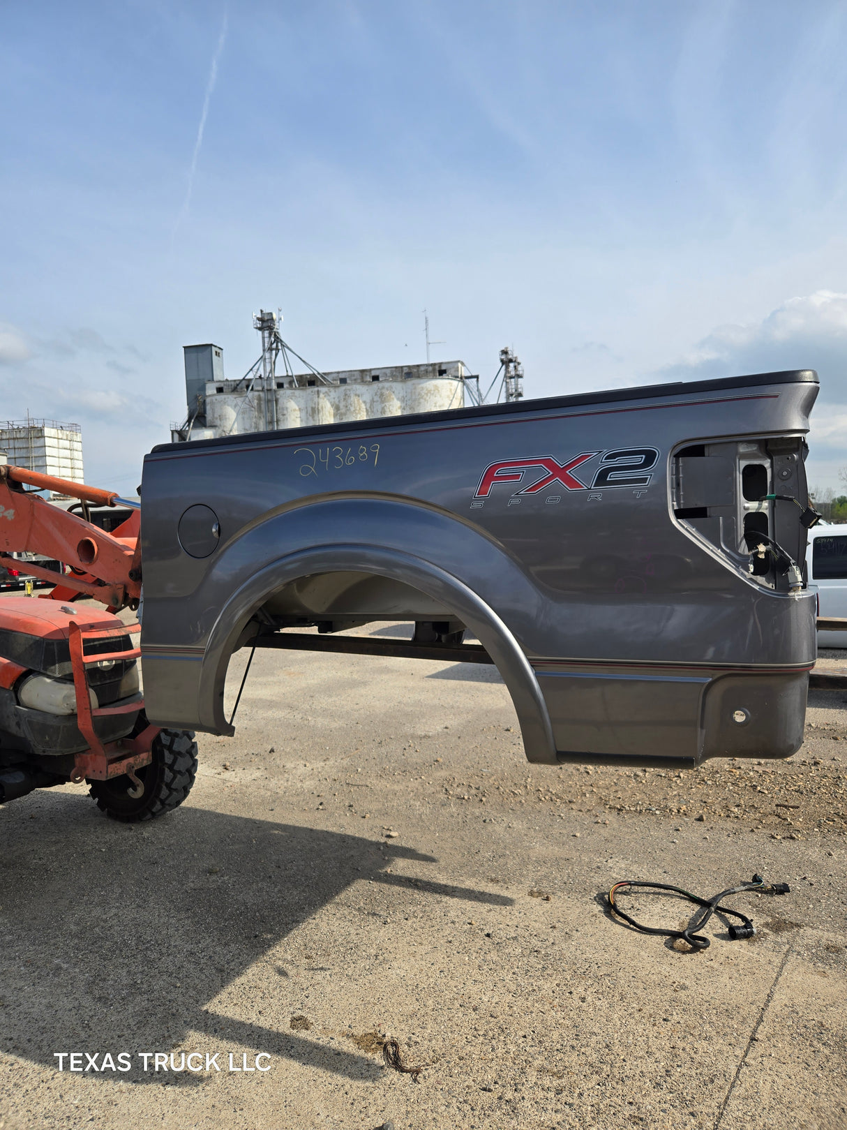 2009-2014 Ford F150 5' 6" Short Truck Bed