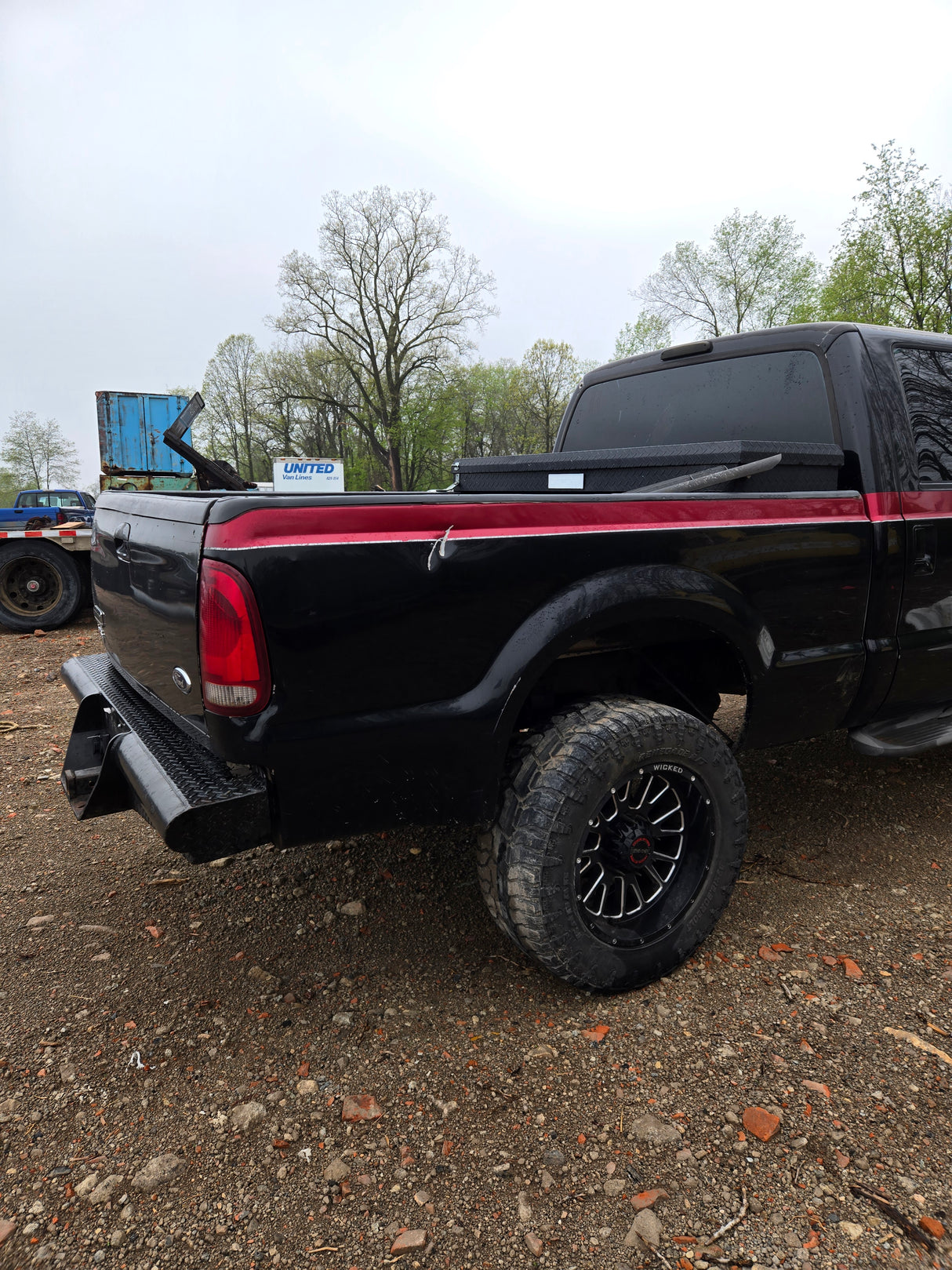 1999 Ford F-250 Super Duty 7.3L Power Stroke - FULL PART OUT