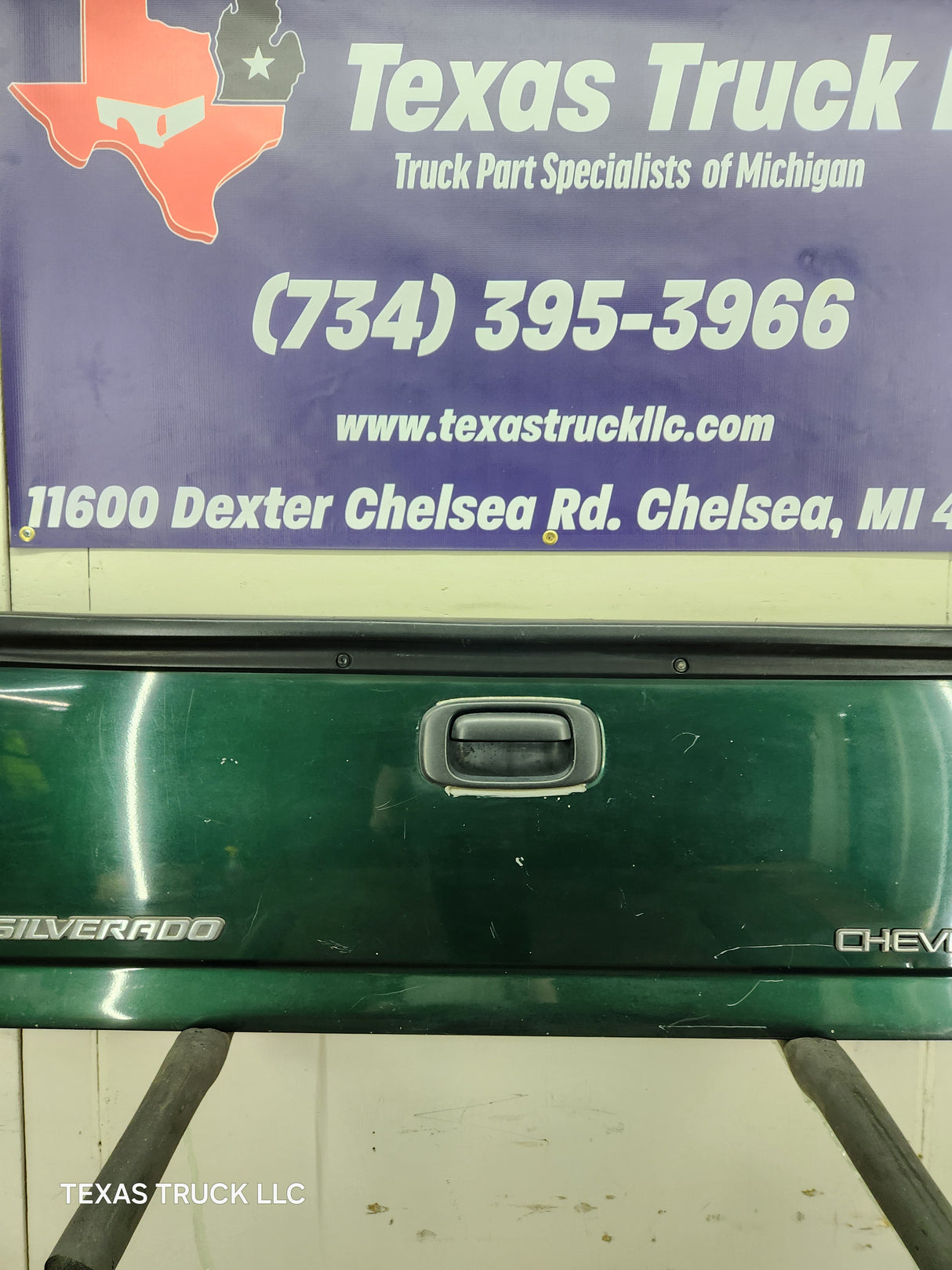 1999-2007 Chevrolet Silverado / GMC Sierra 1500 2500 3500 Tailgate