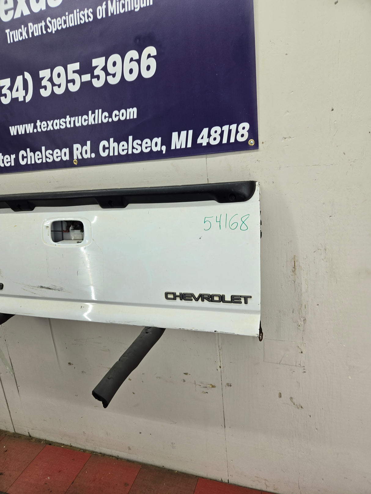 1999-2007 Chevrolet Silverado / GMC Sierra 1500 2500 3500 Tailgate