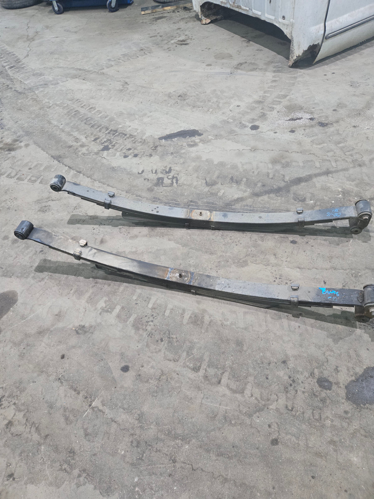 2008-2016 Ford F250 F350 Super Duty Rear Leaf Springs