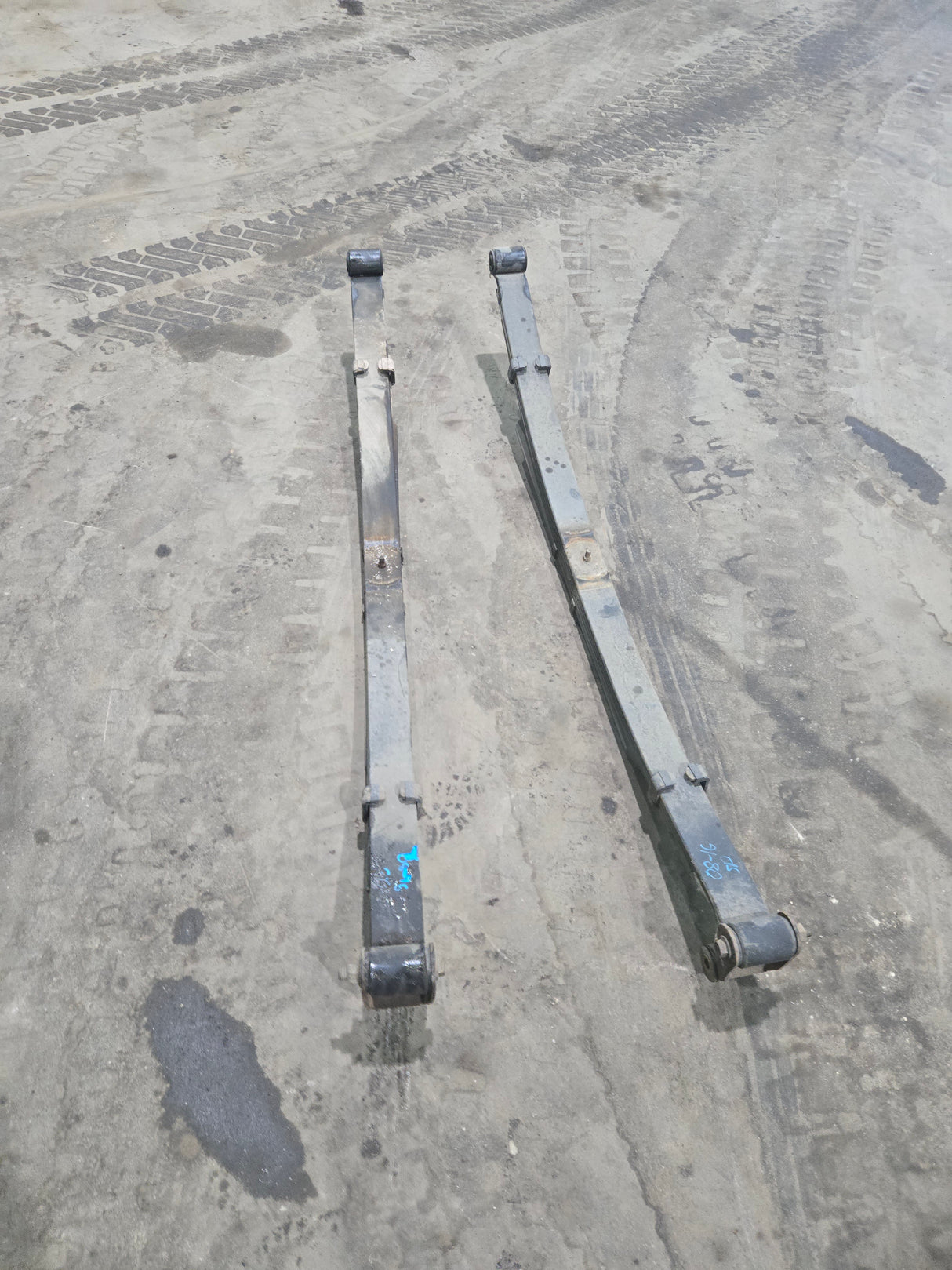 2008-2016 Ford F250 F350 Super Duty Rear Leaf Springs