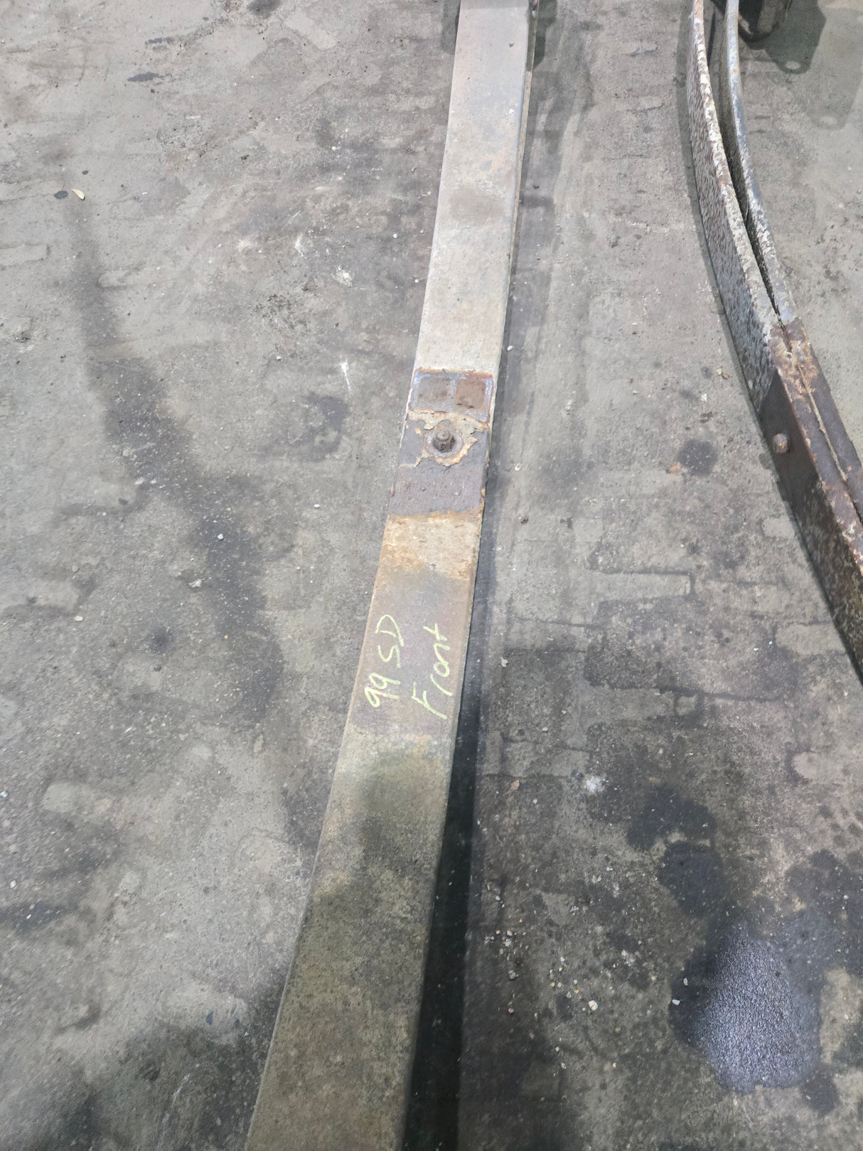 1999-2004 Ford F250 F350 Super Duty Front Leaf Springs