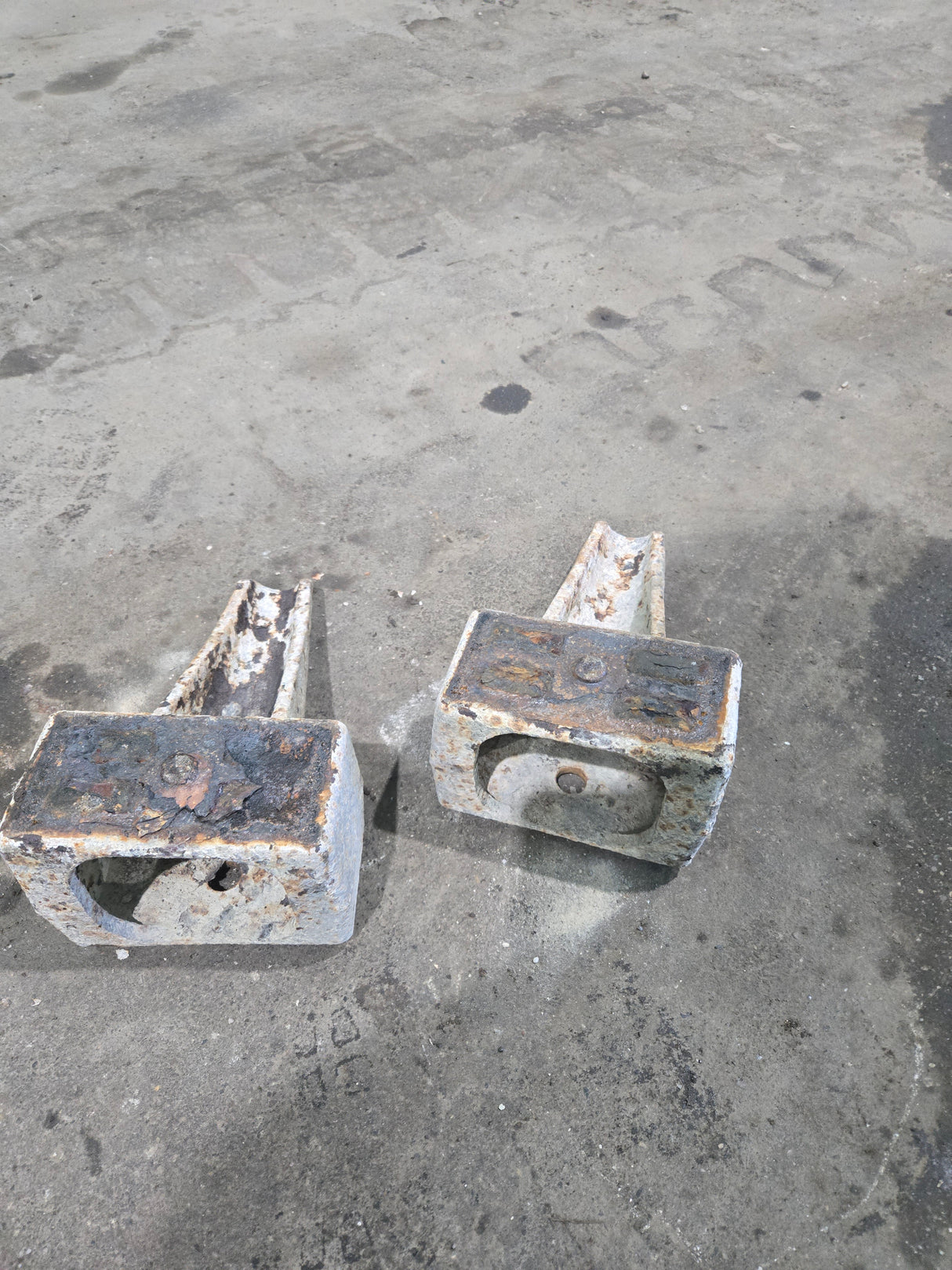 1999-2010 Ford F250 F350 Super Duty Rear Lift Blocks