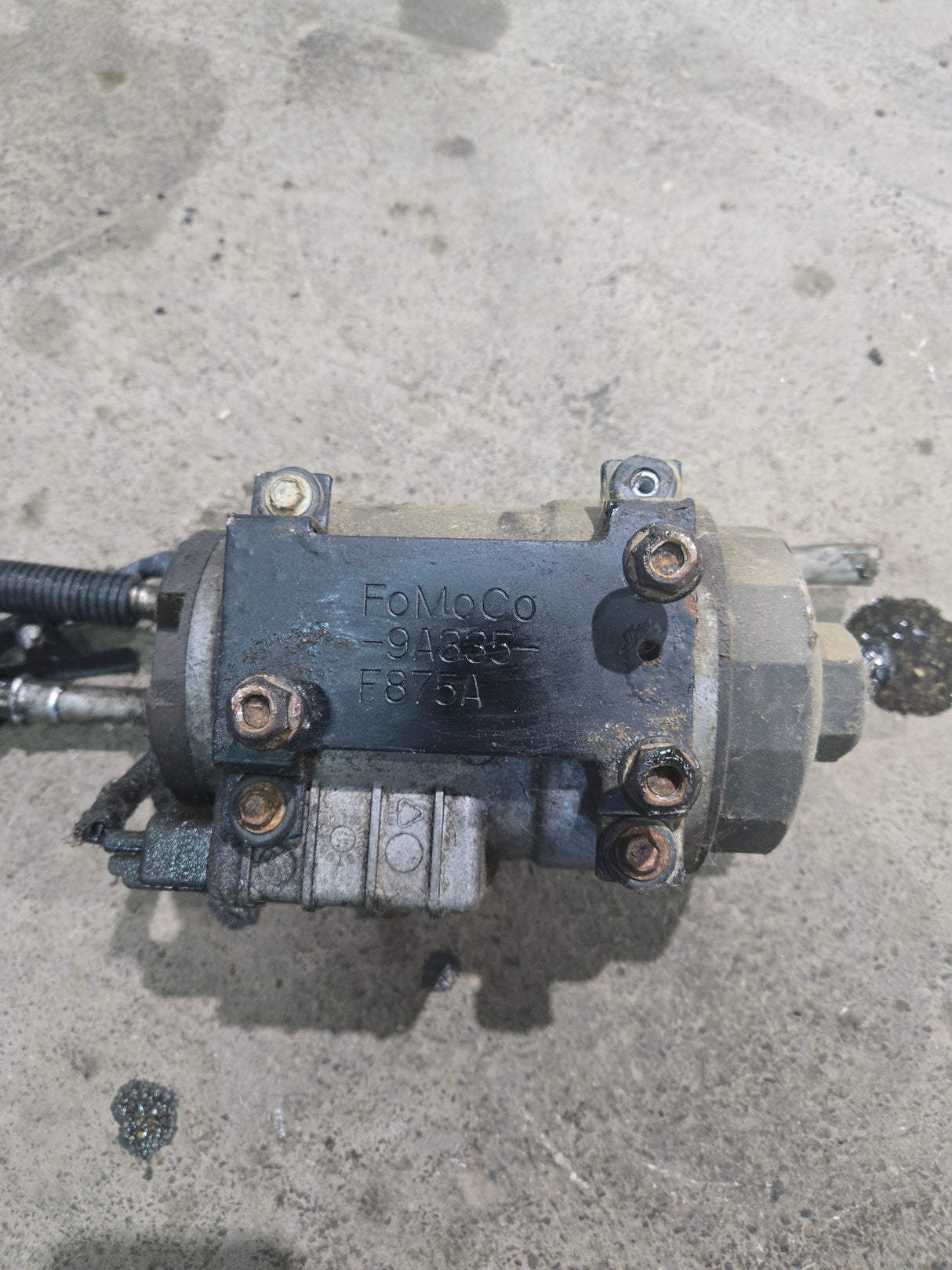 2008-2010 6.4L Power Stroke Ford Super Duty F250 F350 Fuel Pump Lift Pump 8C349G282AB