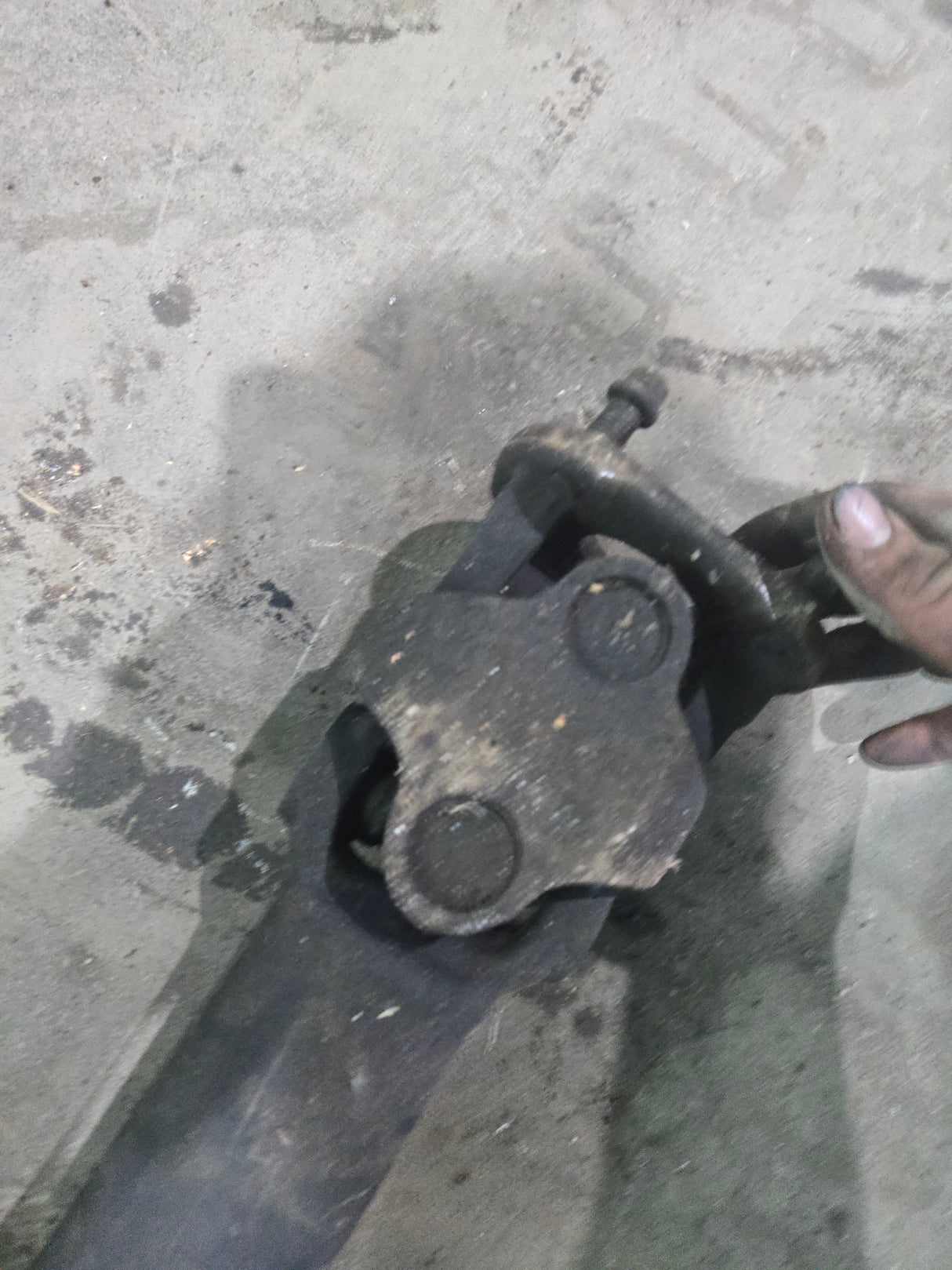 2011-2016 Ford F250 F350 F450 F550 Super Duty Front Drive Shaft BC34-4A376-EA