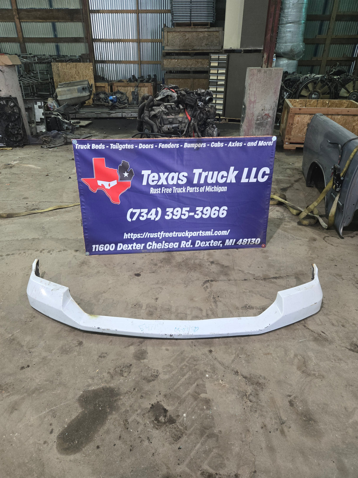 2005-2007 Ford Super Duty Front Bumper Valance / Top Trim F250 F350 F450 F550