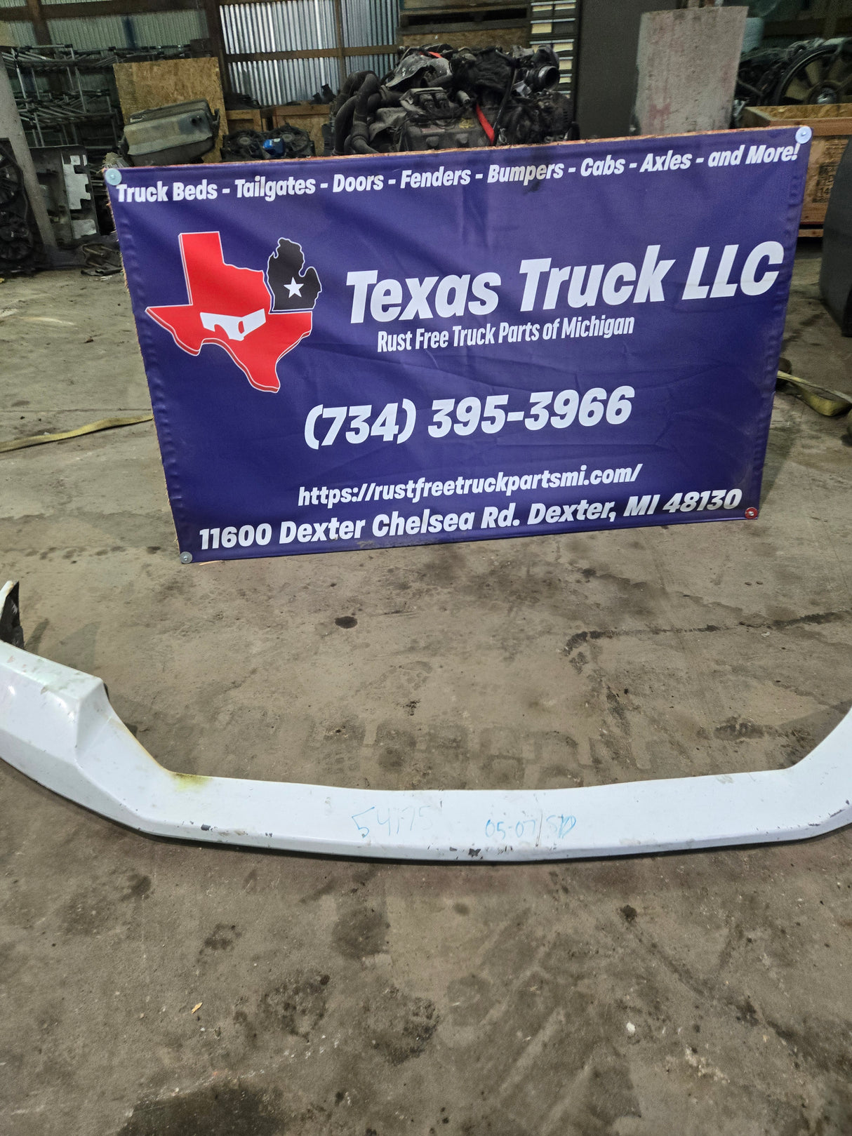 2005-2007 Ford Super Duty Front Bumper Valance / Top Trim F250 F350 F450 F550
