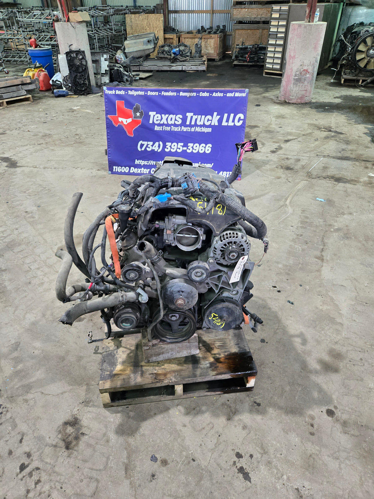 2010-2013 Chevrolet Silverado / GMC Sierra 1500 4.8L engine RAN GREAT 211k