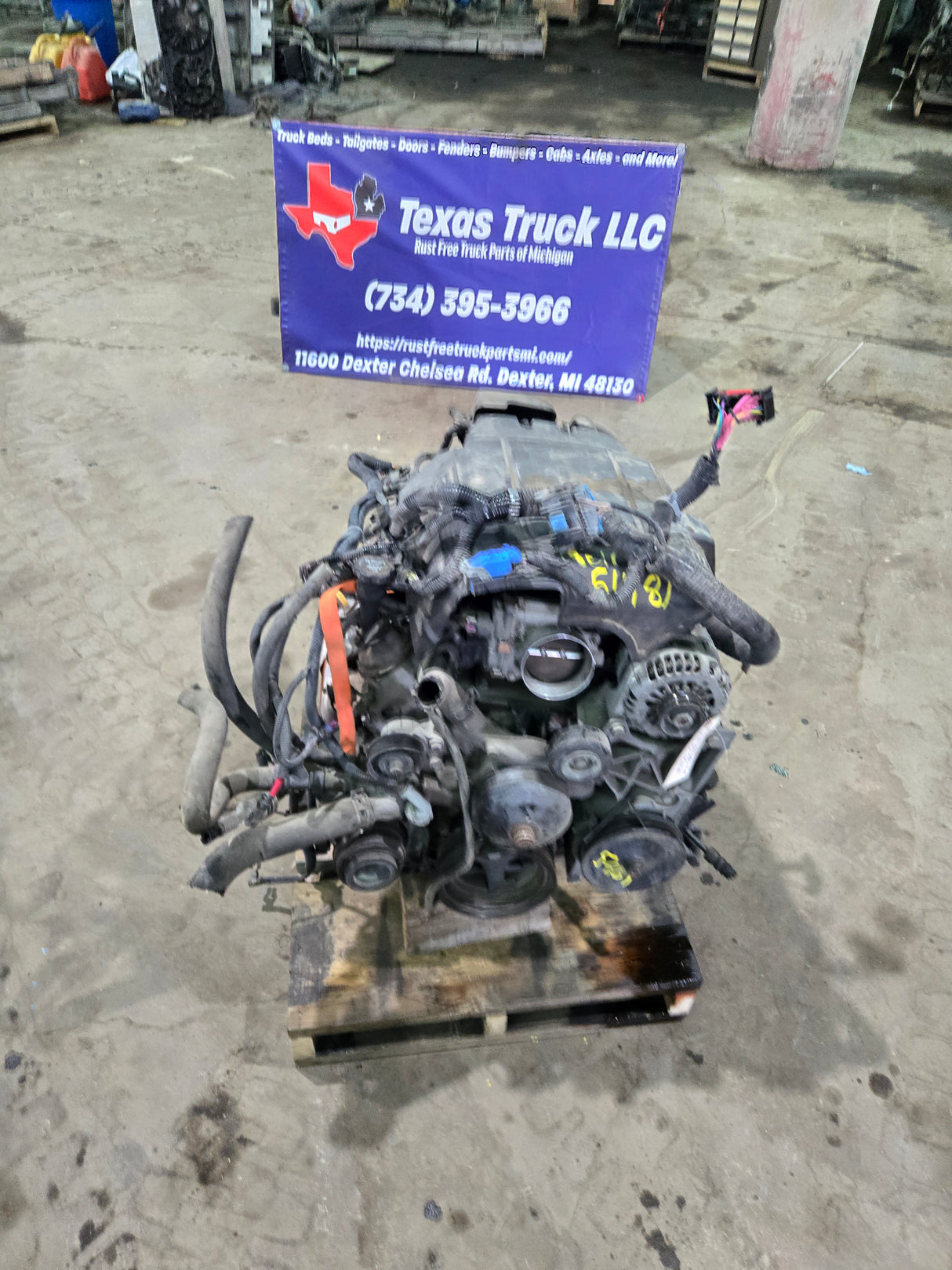 2010-2013 Chevrolet Silverado / GMC Sierra 1500 4.8L engine RAN GREAT 211k