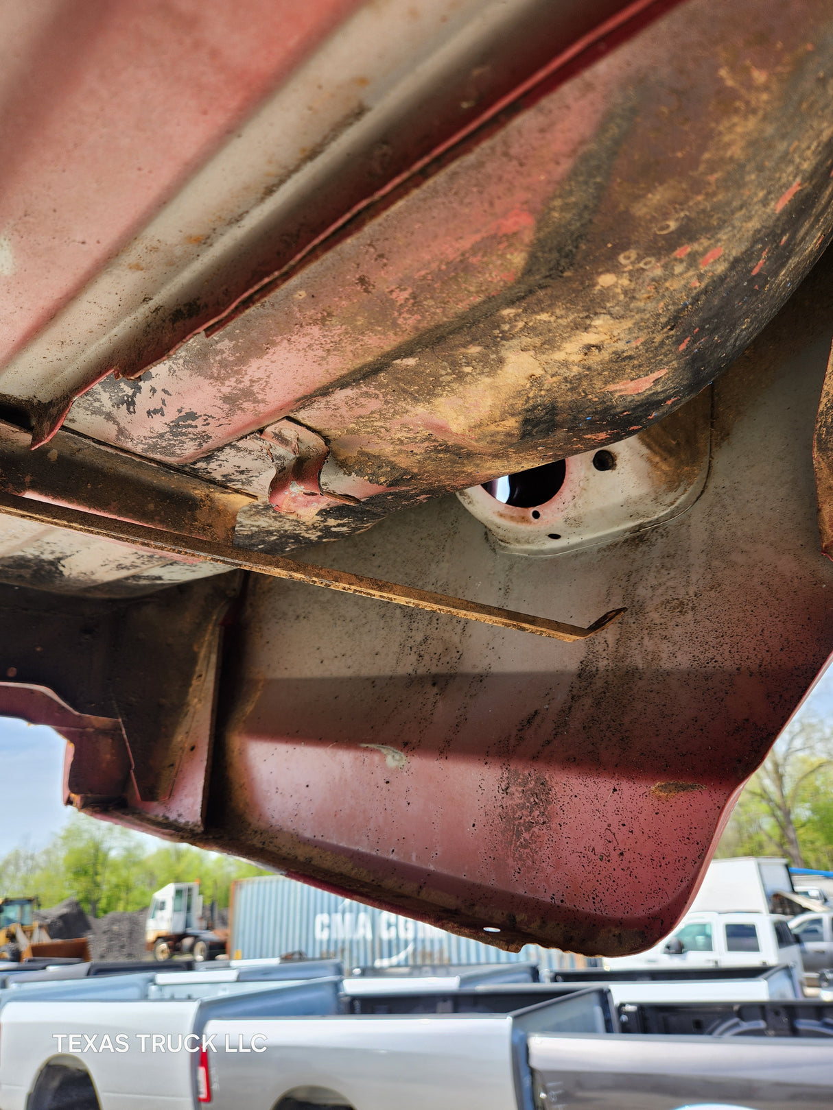 1987-1997 Ford F150 F250 F350 OBS 6' 9" Short Truck Bed