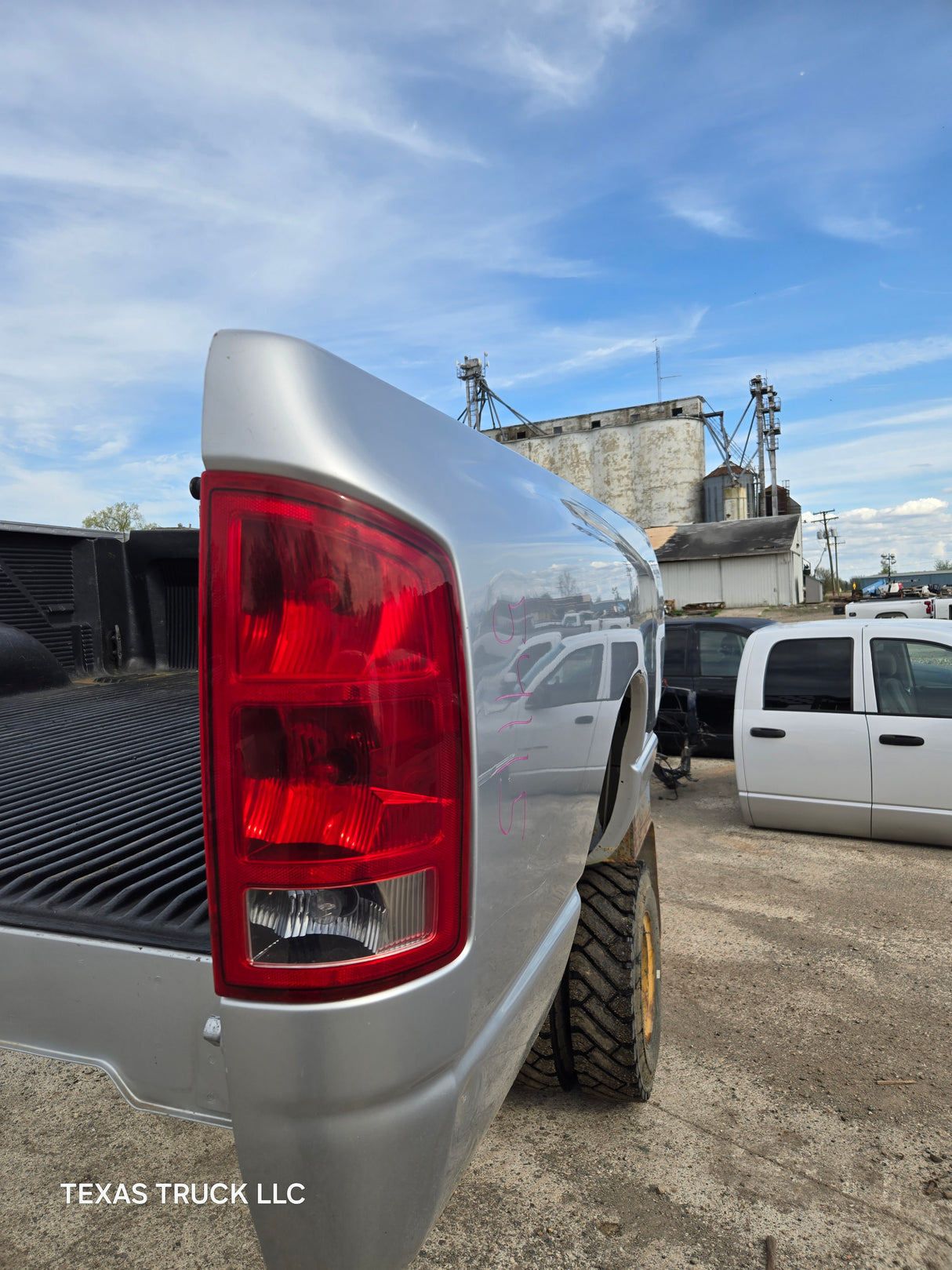 2003-2008 Dodge Ram 1500 2500 3500 3rd Gen 6' 4" Short Truck Bed
