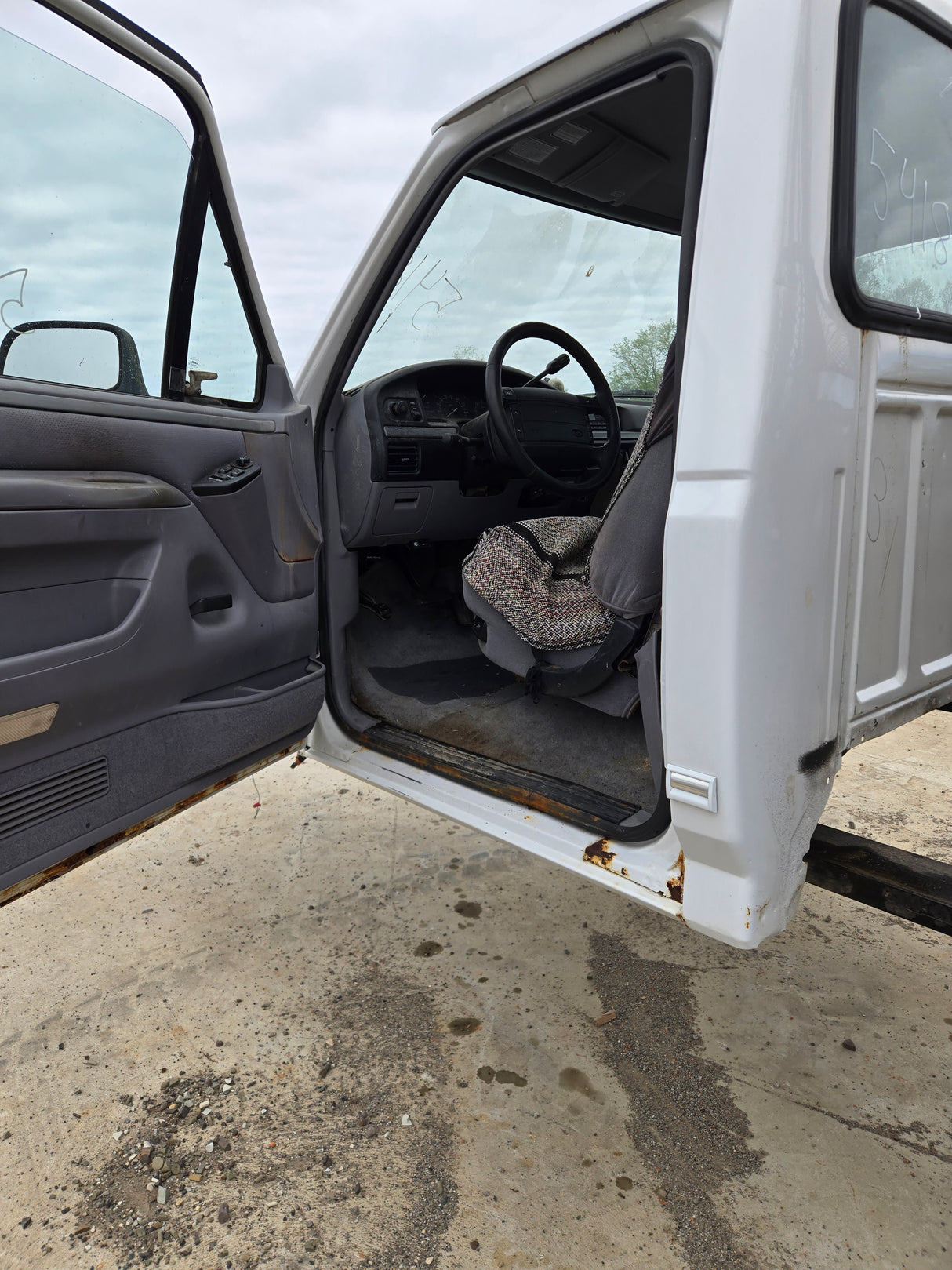 1992-1997 Ford OBS F250 F350 F450 F550 Regular Cab