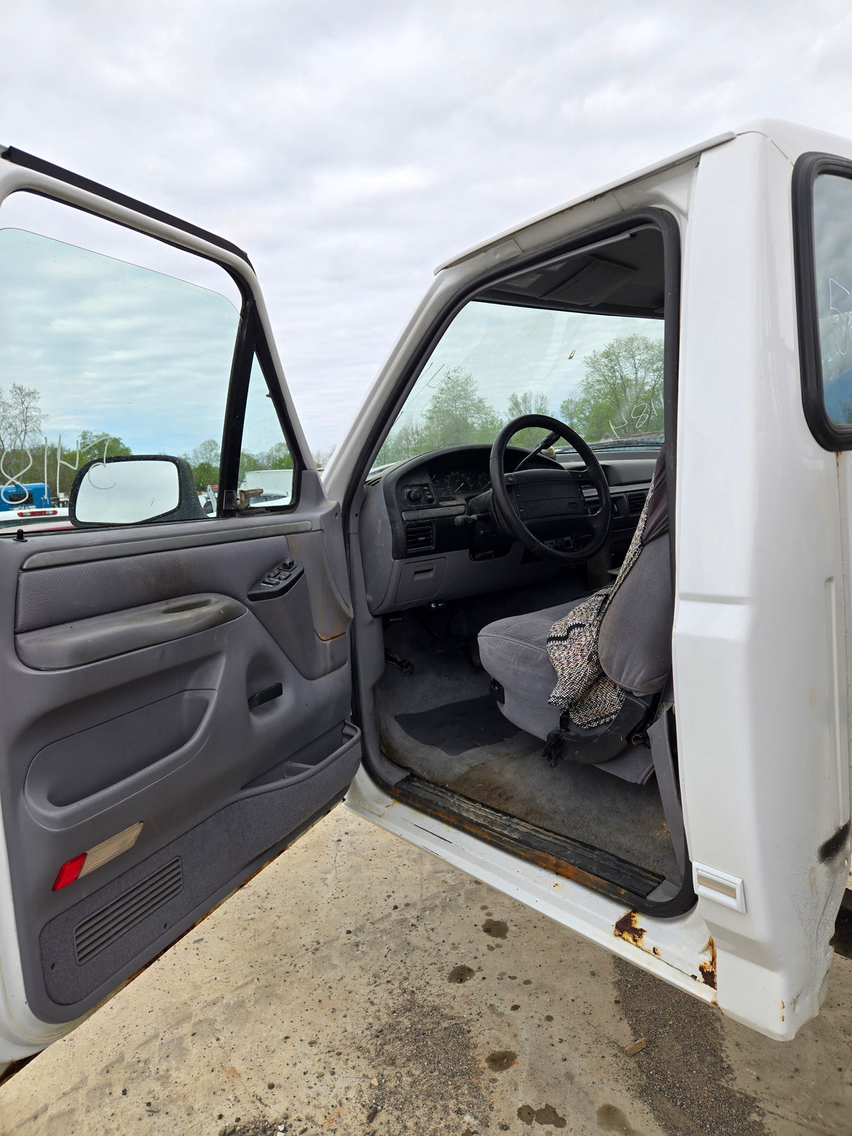 1992-1997 Ford OBS F250 F350 F450 F550 Regular Cab