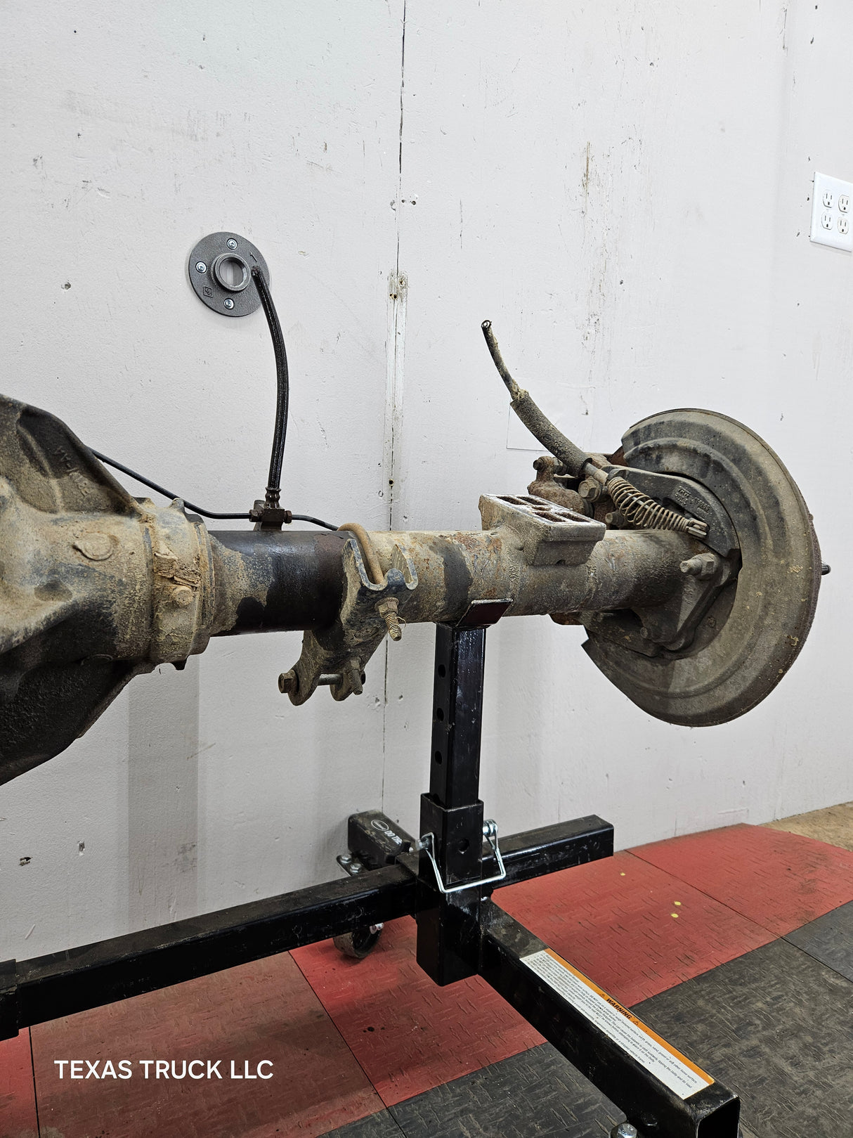 2005-2010 Ford Super Duty F250 F350 SRW Rear Axle 3.73 Gear Ratio 127k miles