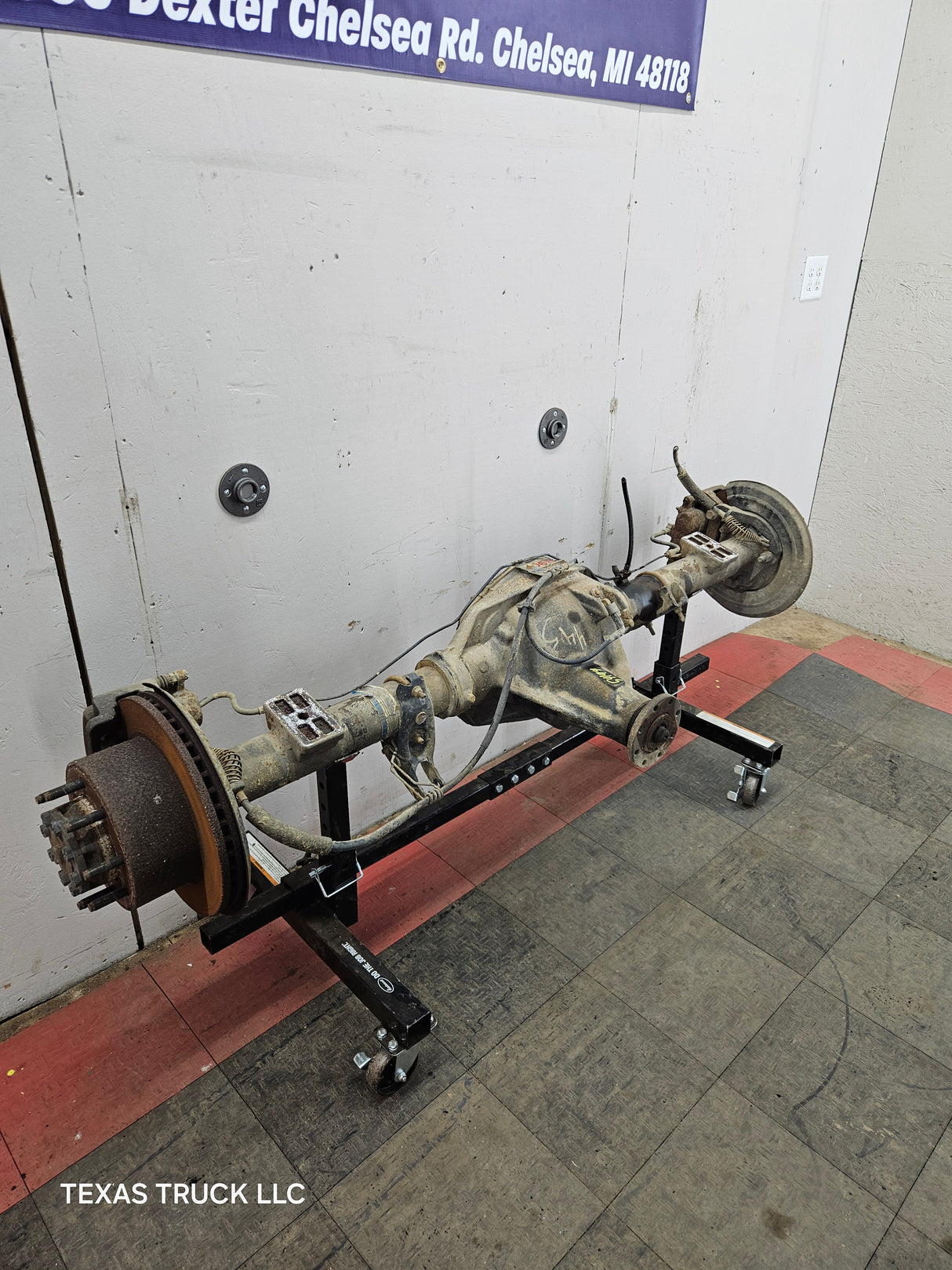 2005-2010 Ford Super Duty F250 F350 SRW Rear Axle 3.73 Gear Ratio 127k miles
