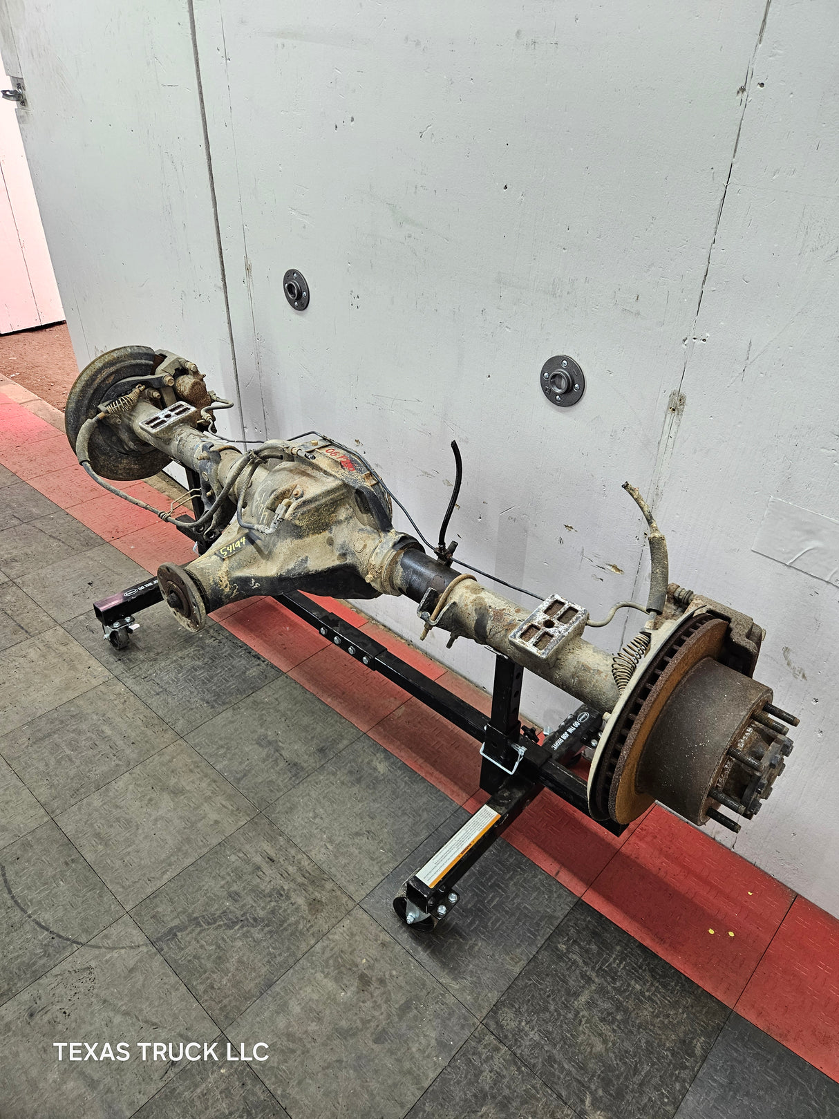 2005-2010 Ford Super Duty F250 F350 SRW Rear Axle 3.73 Gear Ratio 127k miles