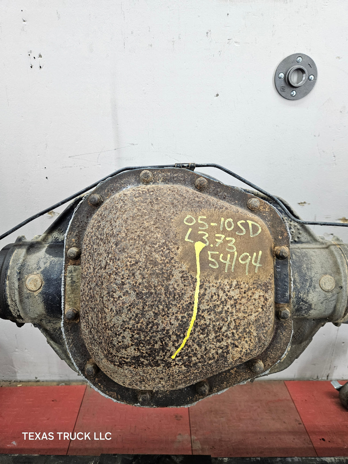 2005-2010 Ford Super Duty F250 F350 SRW Rear Axle 3.73 Gear Ratio 127k miles