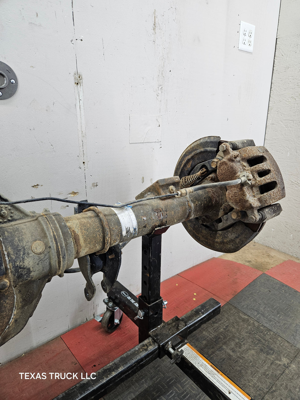 2005-2010 Ford Super Duty F250 F350 SRW Rear Axle 3.73 Gear Ratio 127k miles