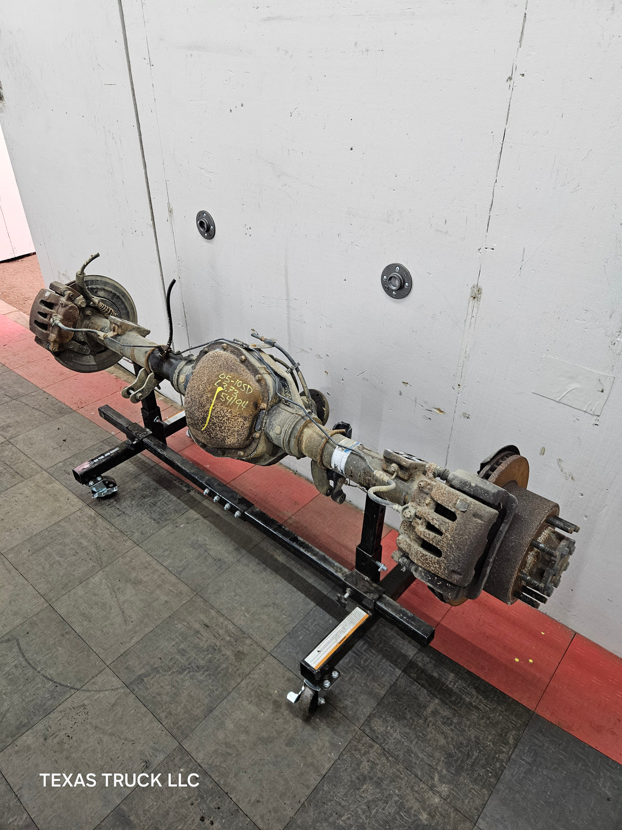 2005-2010 Ford Super Duty F250 F350 SRW Rear Axle 3.73 Gear Ratio 127k miles