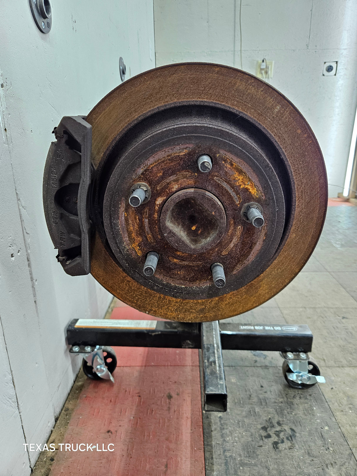 2002-2005 Dodge Ram 1500 Rear Axle 3.92 Gear Ratio 3rd Gen 9.25"