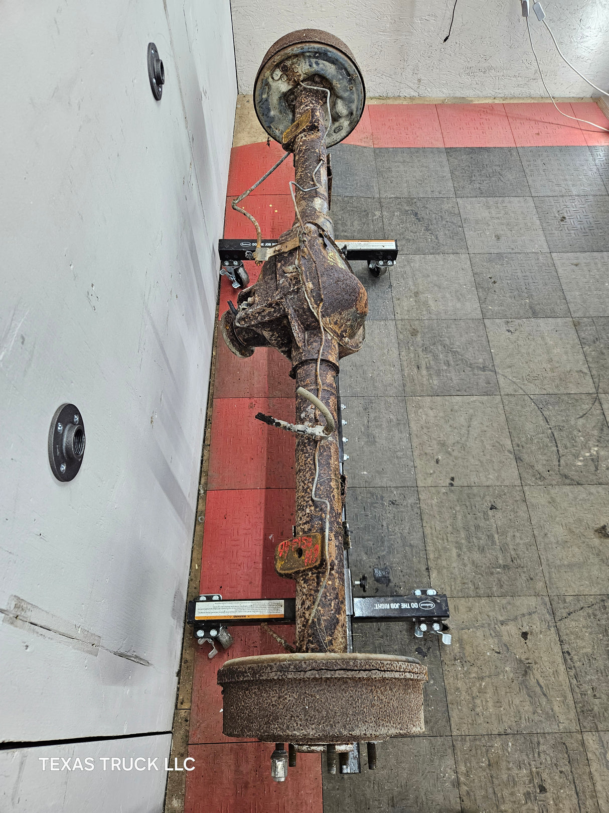 1992-1997 Ford F150 Rear Axle 3.55 Gear Ratio