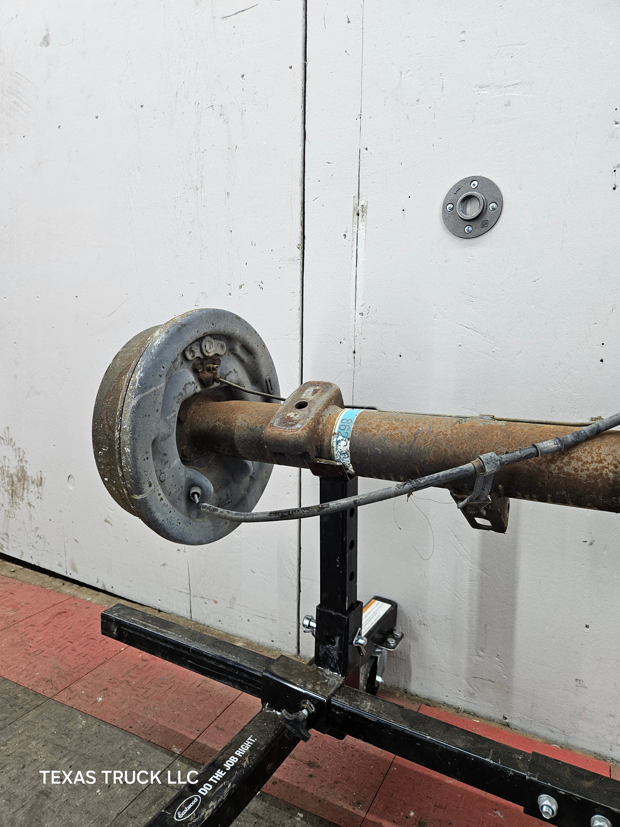 1997-1999 Ford F150 Rear Axle 3.55 Gear Ratio 125k miles