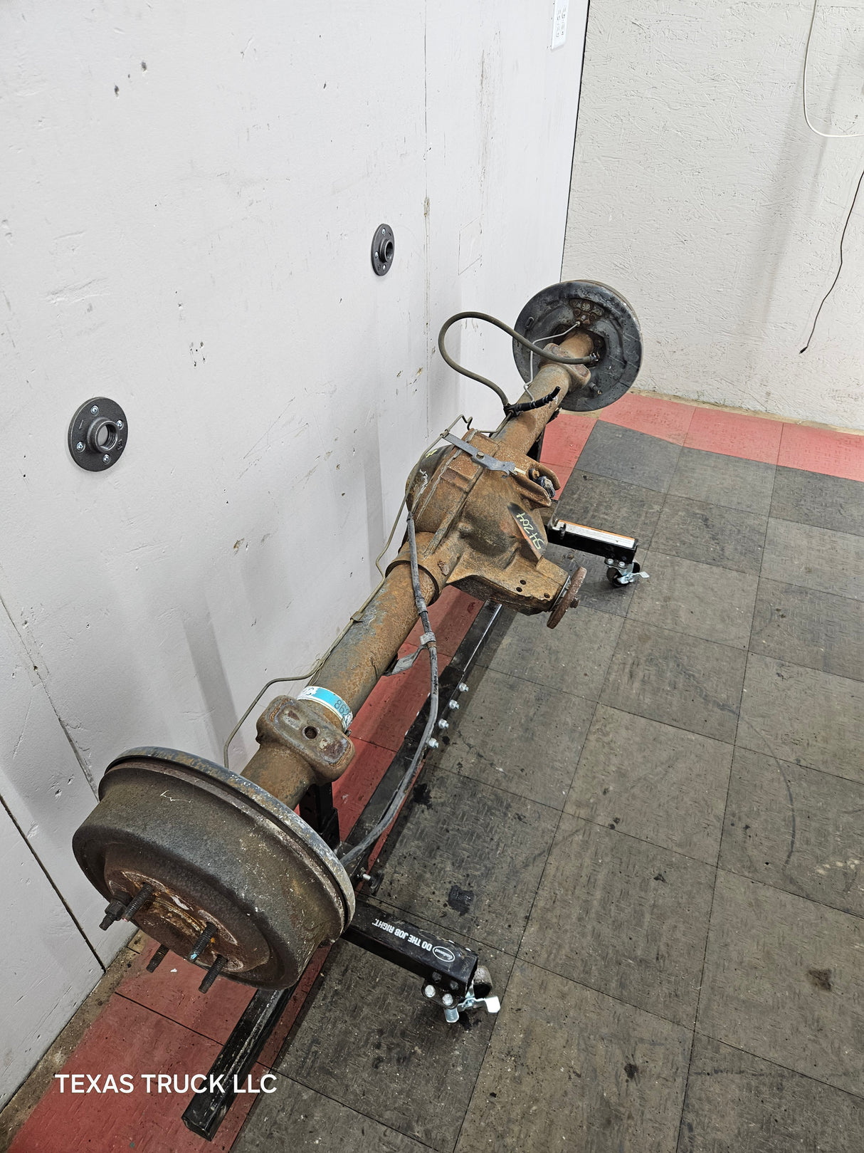 1997-1999 Ford F150 Rear Axle 3.55 Gear Ratio 125k miles