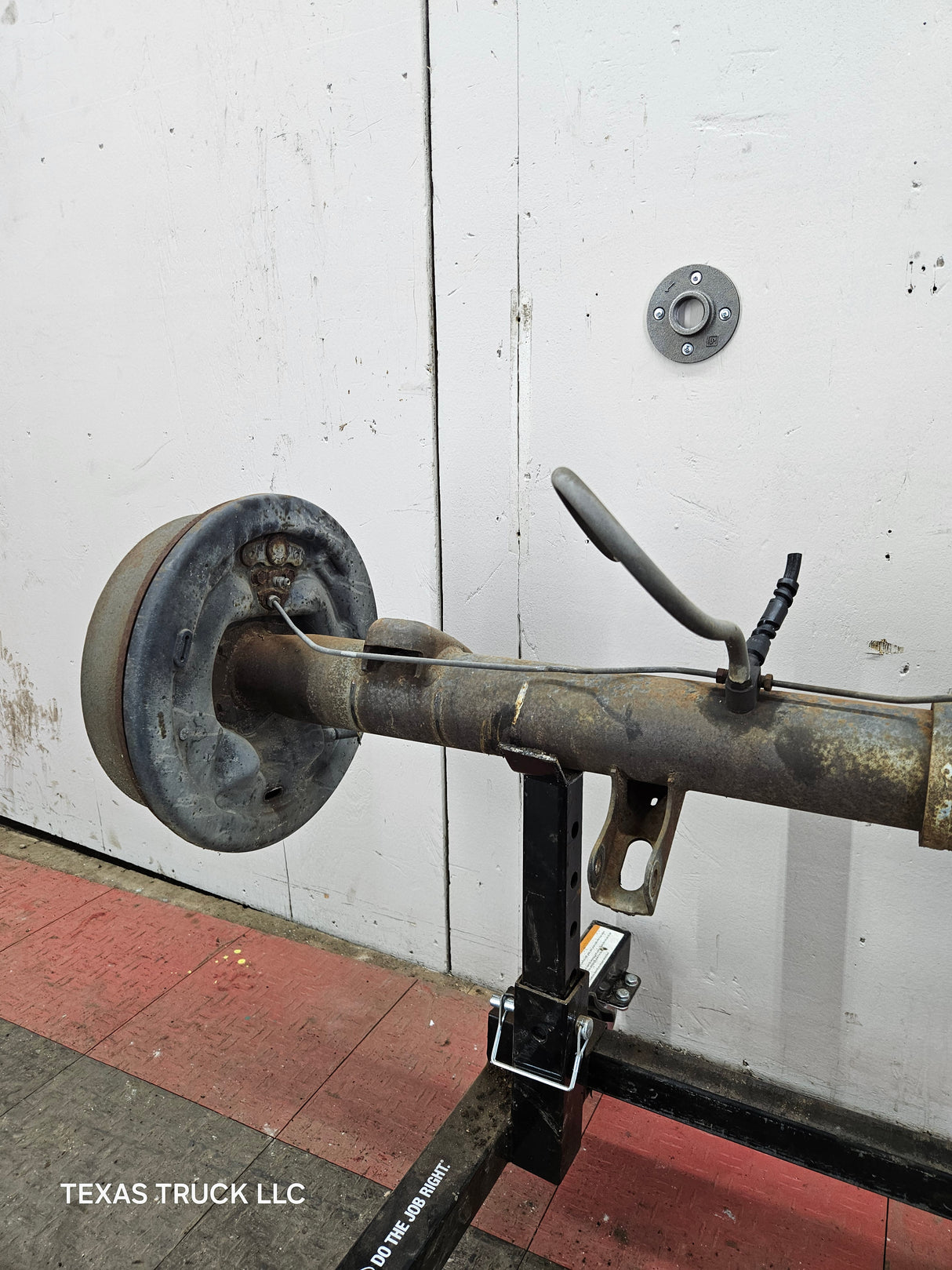 1997-1999 Ford F150 Rear Axle 3.55 Gear Ratio 125k miles
