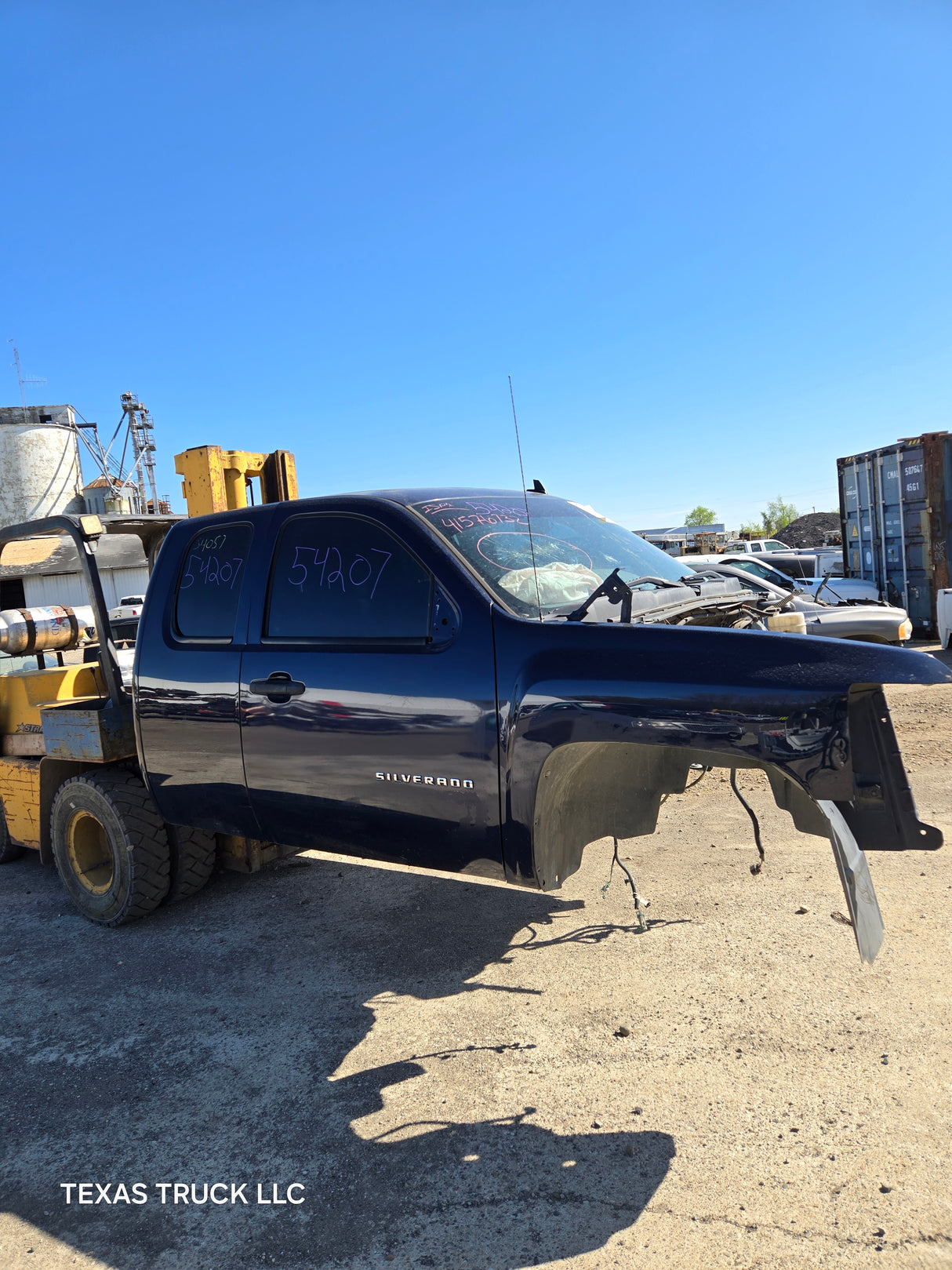 2007-2013 Chevrolet Silverado / GMC Sierra 1500 2500 3500 HD Extended Cab