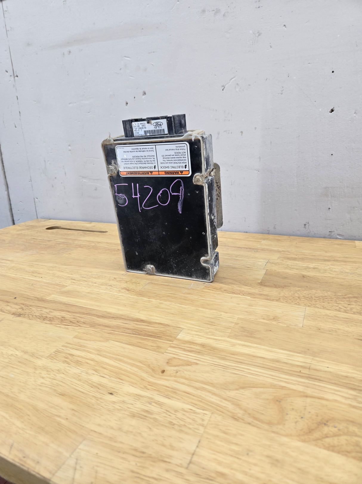 1999-2003 Ford F250 F350 F450 F550 7.3L IDM 120 / XC3F-12B599-AD
