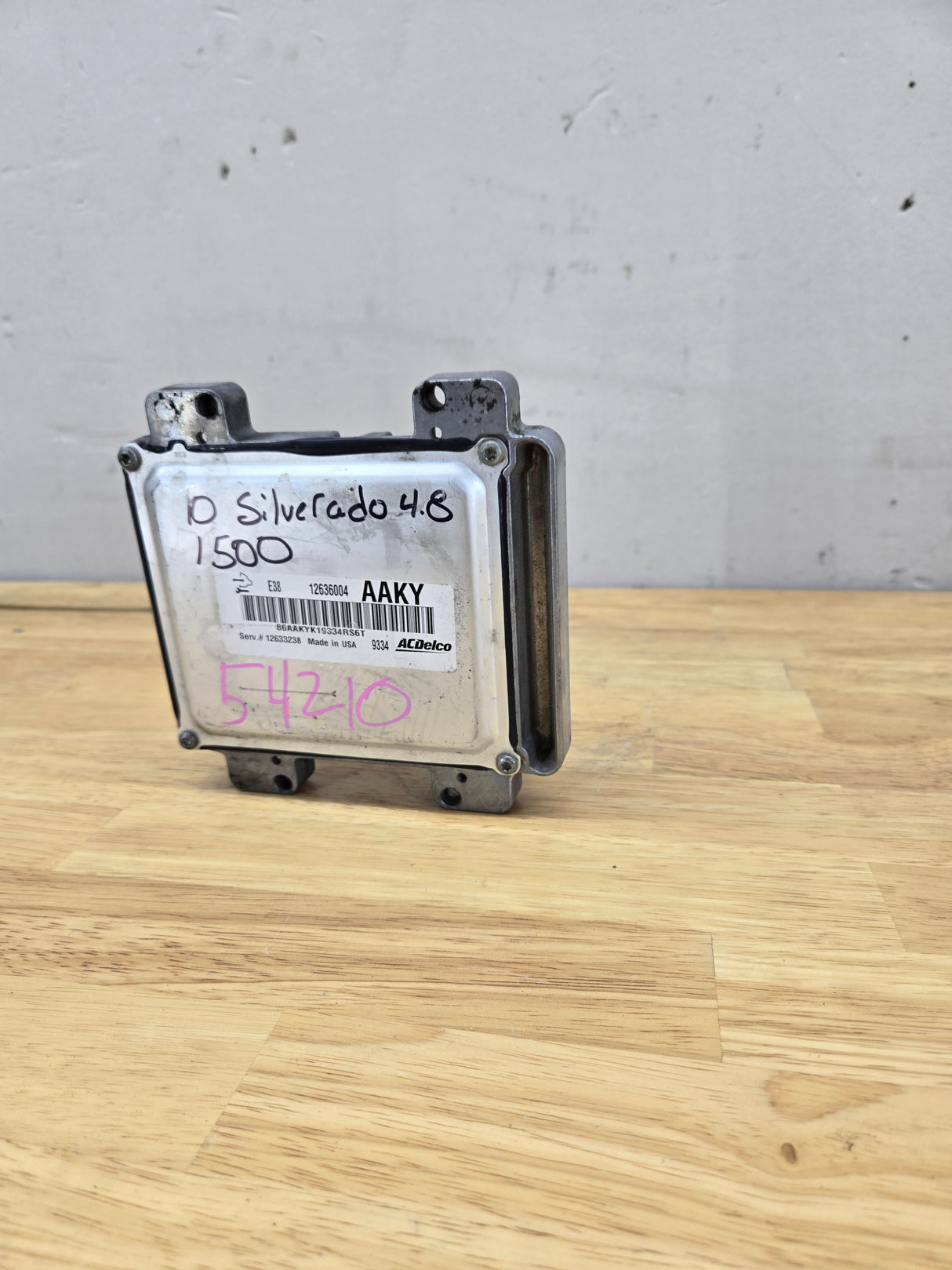 2010-2013 Chevrolet Silverado 1500 4.8L PCM AAKY / 12633238