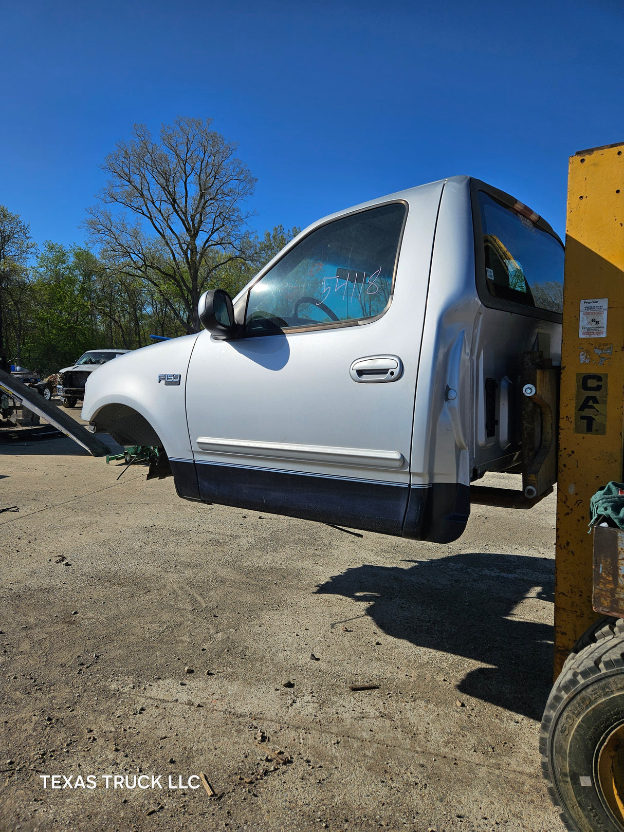1997-2003 Ford F150 Regular Cab truck cabin