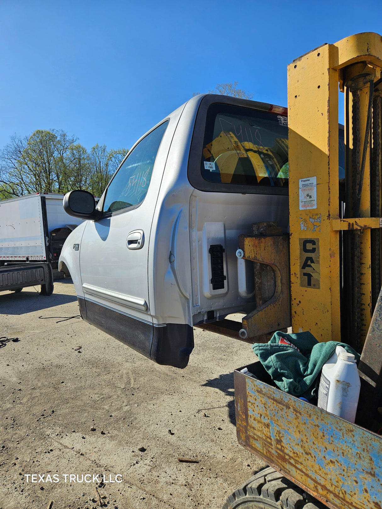 1997-2003 Ford F150 Regular Cab truck cabin