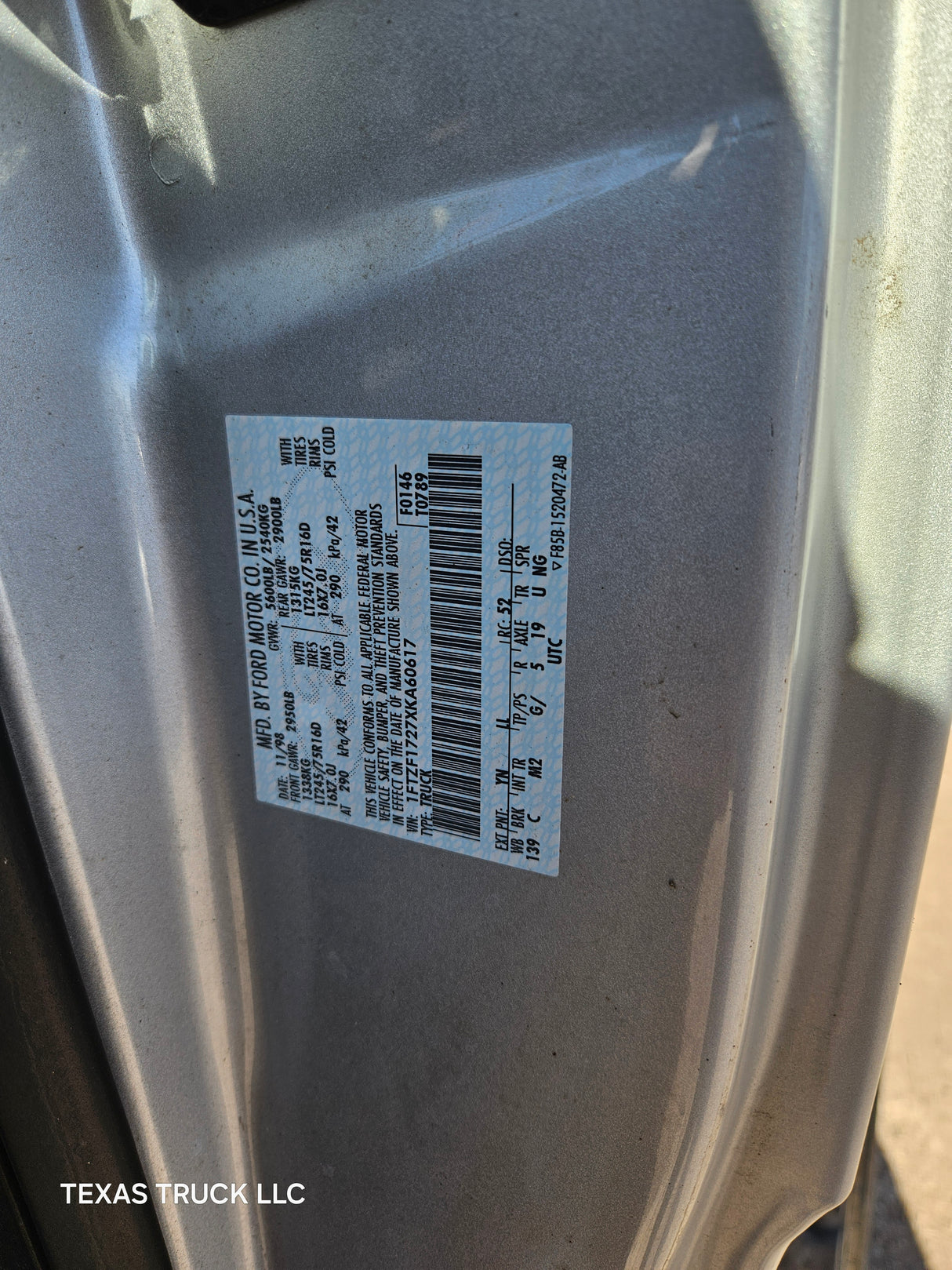 1997-2003 Ford F150 Regular Cab truck cabin