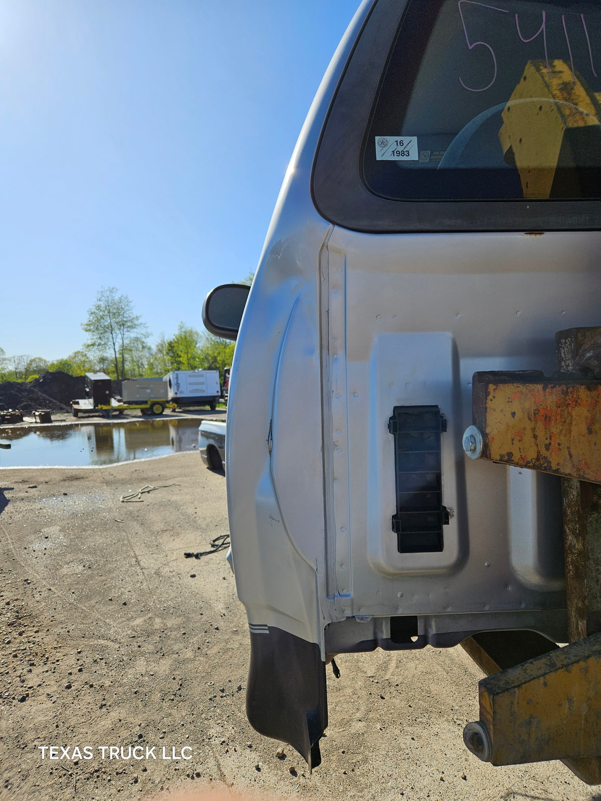 1997-2003 Ford F150 Regular Cab truck cabin