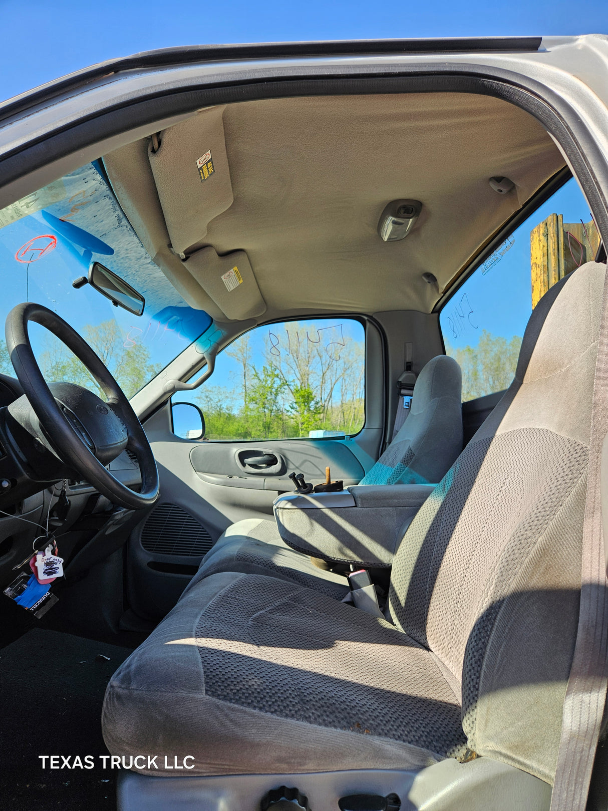 1997-2003 Ford F150 Regular Cab truck cabin
