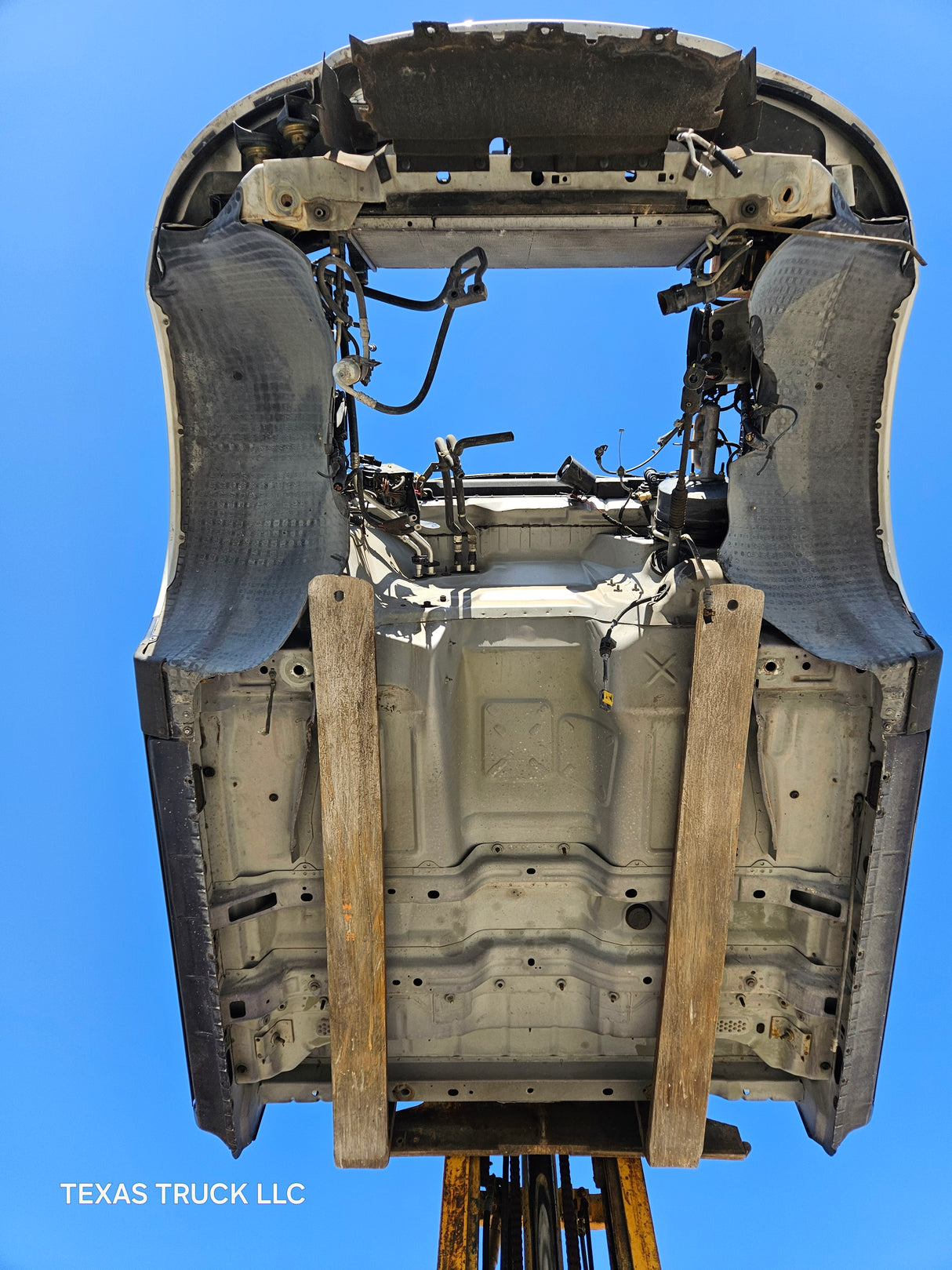 1997-2003 Ford F150 Regular Cab truck cabin
