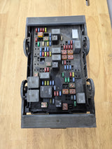 2007-2009 Chevrolet Silverado / GMC Sierra 1500 2500 3500 Engine Bay Fuse Box