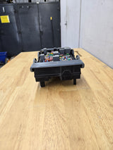 2007-2009 Chevrolet Silverado / GMC Sierra 1500 2500 3500 Engine Bay Fuse Box