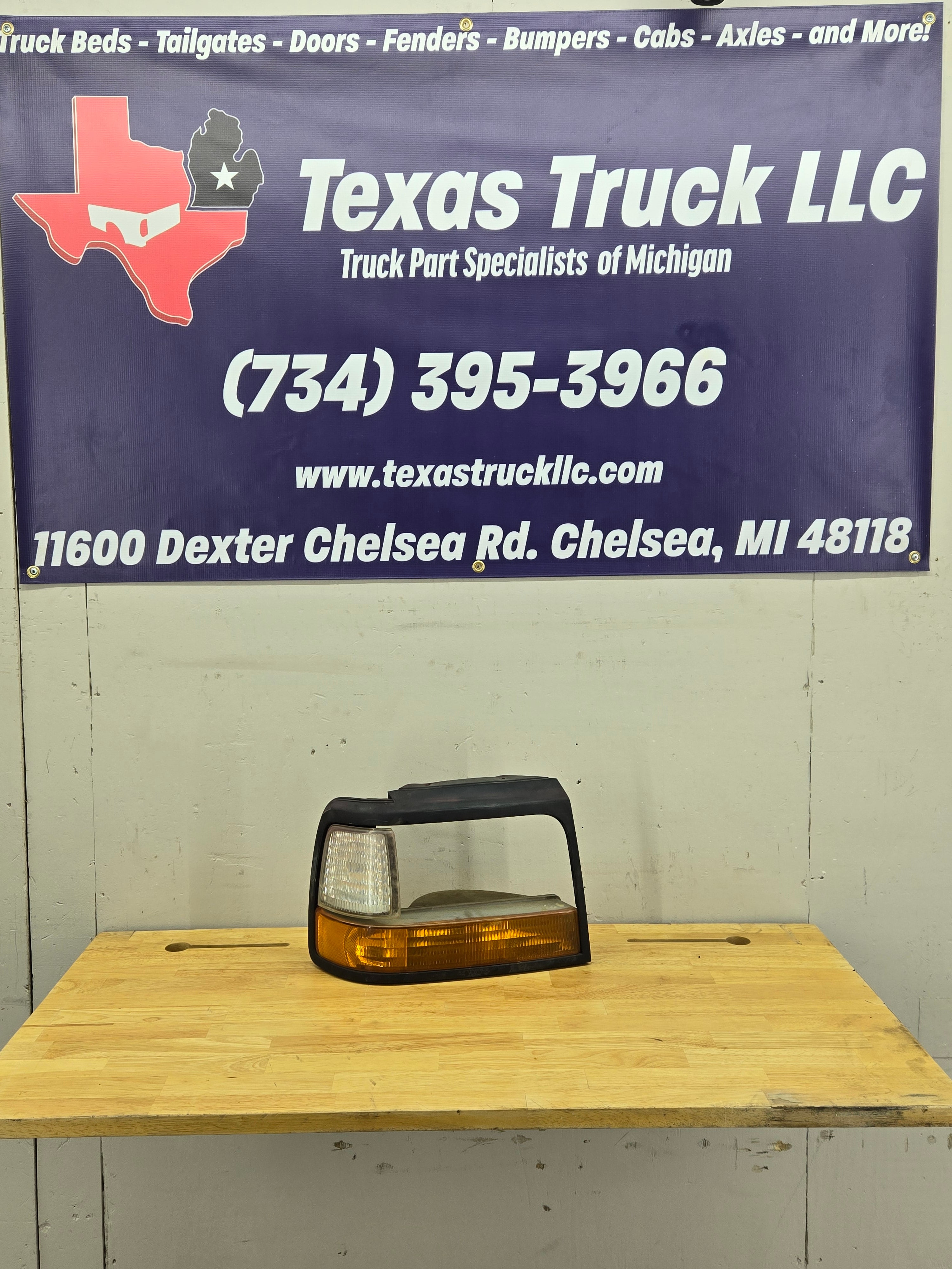 1992-1997 Ford F150 F250 F350 F450 F550 RH Passenger Side
