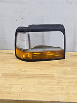 1992-1997 Ford F150 F250 F350 F450 F550 RH Passenger Side Headlight Bezel Corner Marker / Turn signal