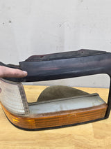 1992-1997 Ford F150 F250 F350 F450 F550 RH Passenger Side Headlight Bezel Corner Marker / Turn signal