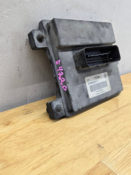 2010-2012 Chevrolet Silverado / GMC Sierra 1500 Fuel System Control Module