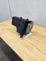 2003-2005 Dodge Ram 1500 Engine Bay Fuse Box 4.7L Engine 56051039ad