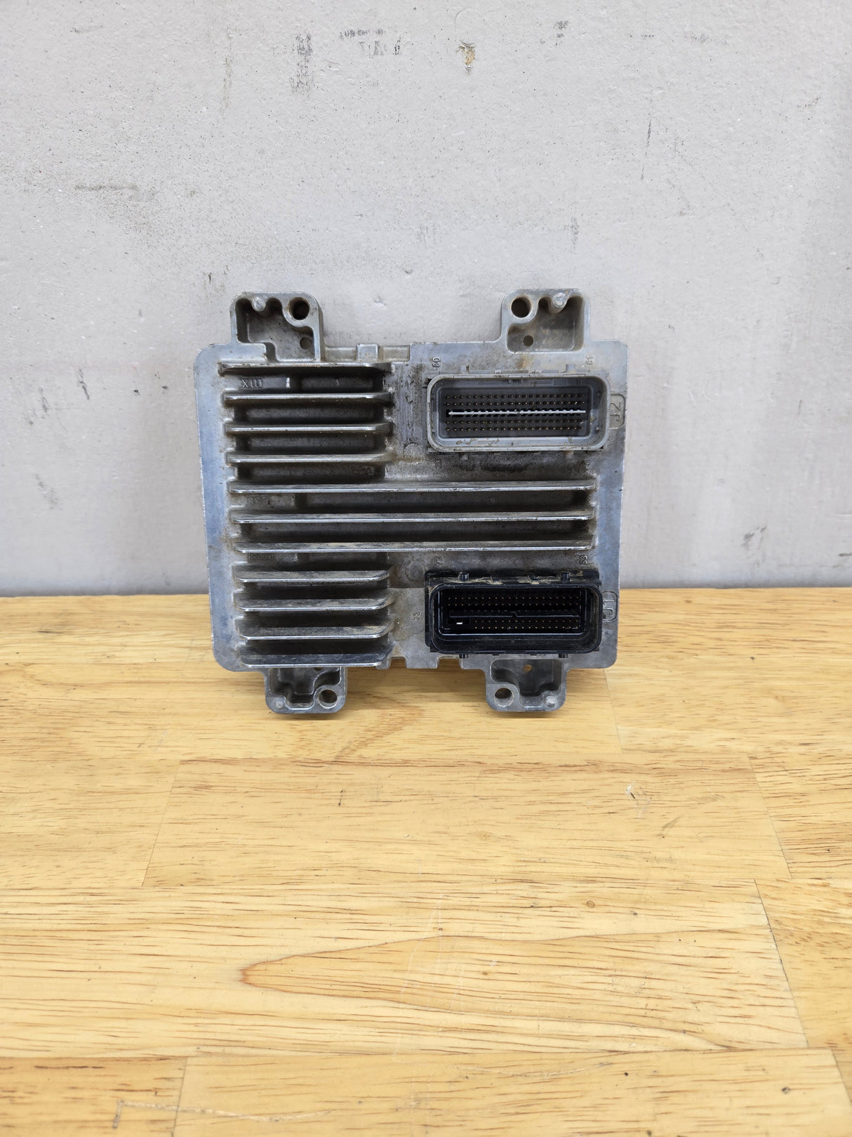 2010-2013 Chevrolet Silverado 1500 5.3L PCM AAKY / 12633238