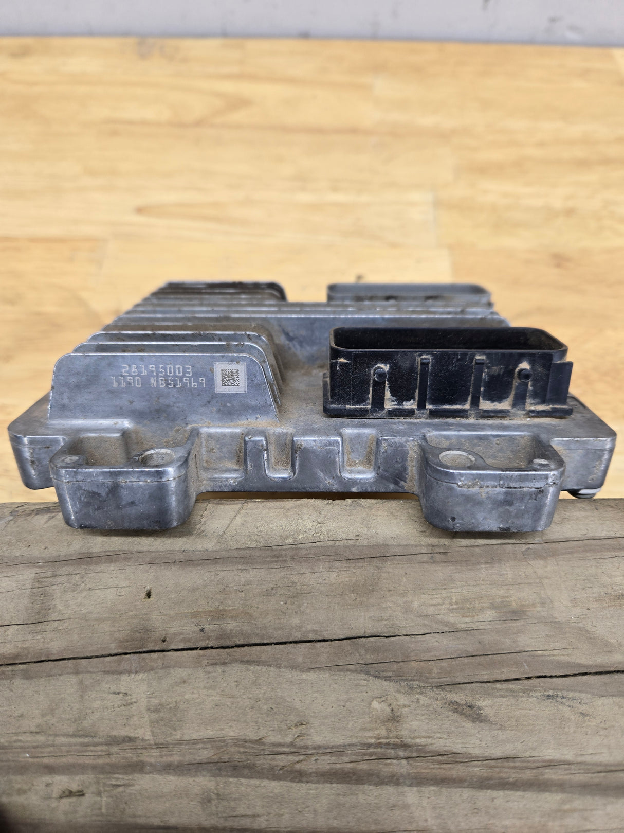2010-2013 Chevrolet Silverado 1500 5.3L PCM AAKY / 12633238